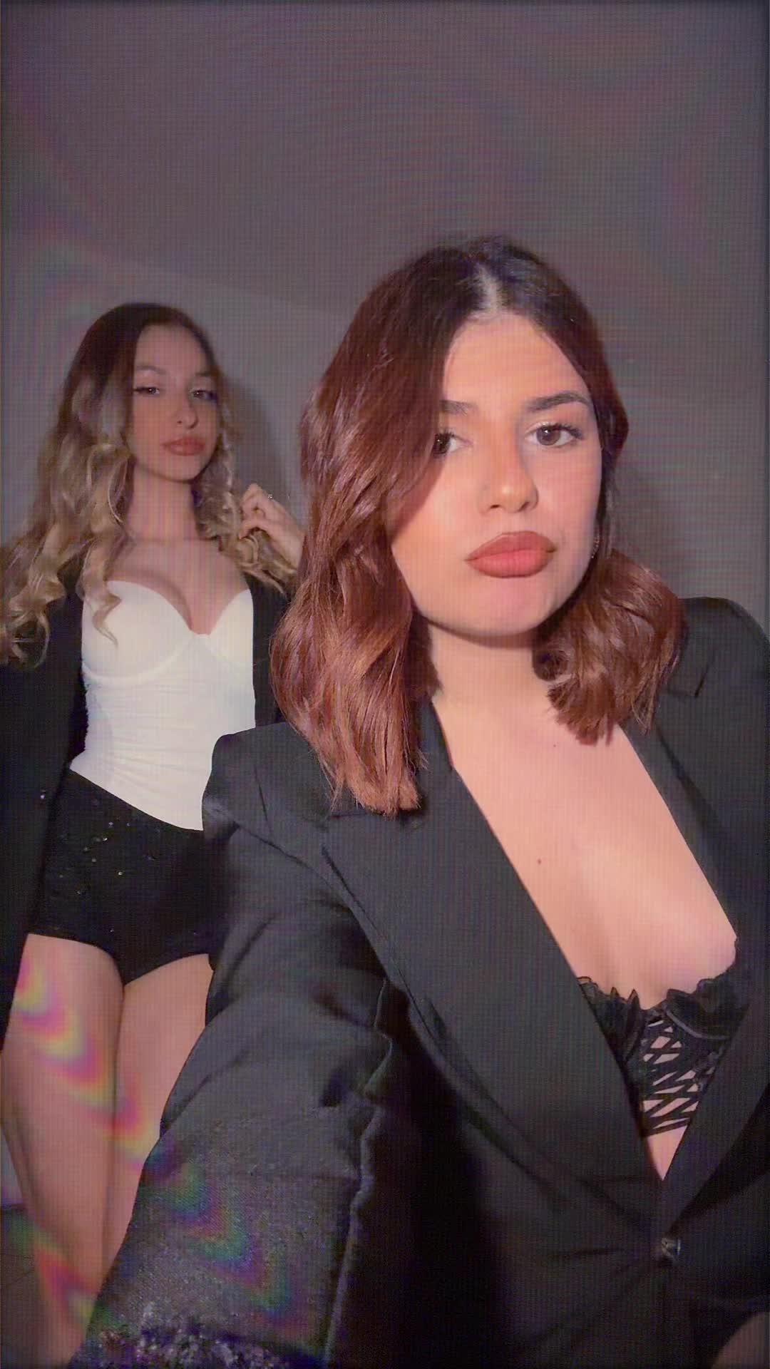 @juliaraimondii