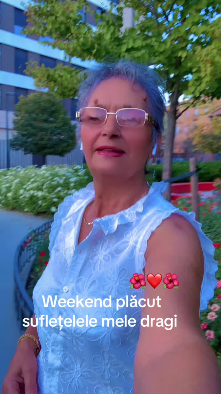 @Adriana Augustin295