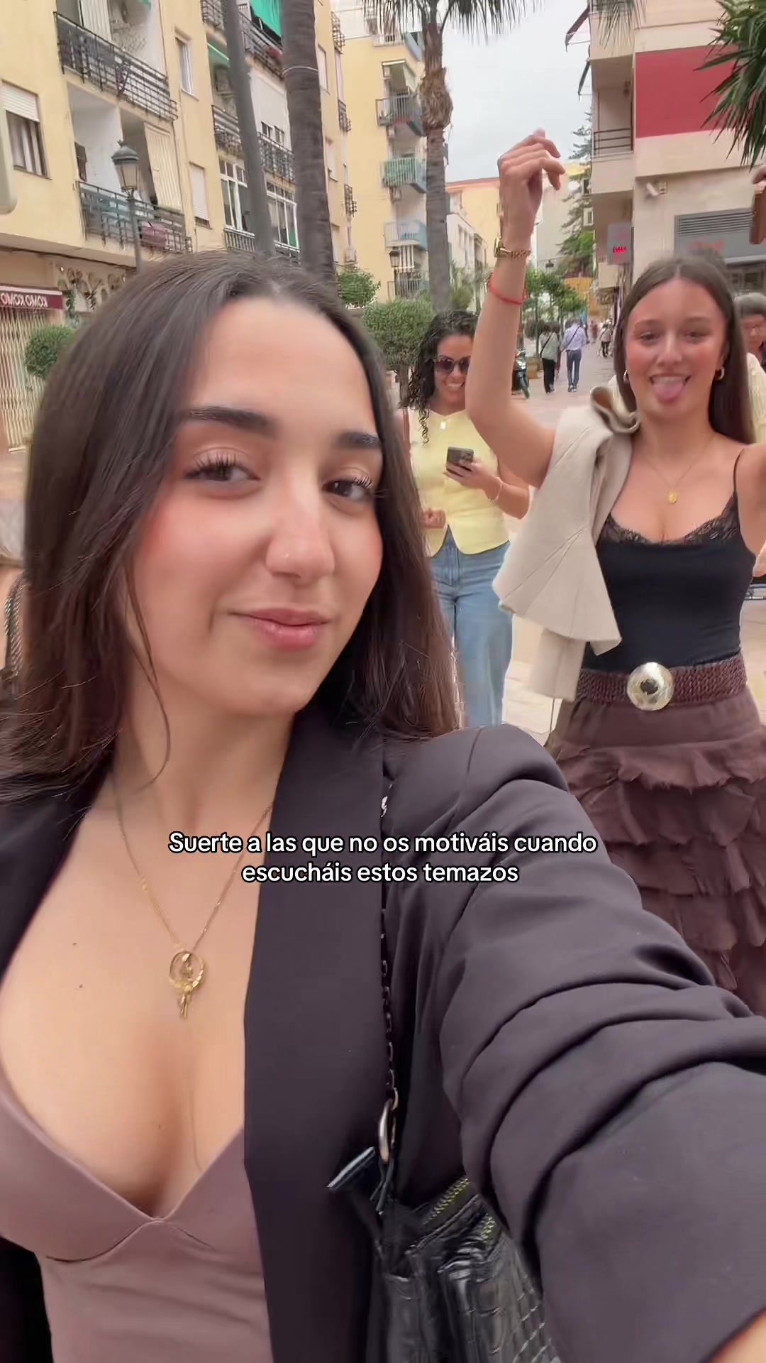 @mena 🍒