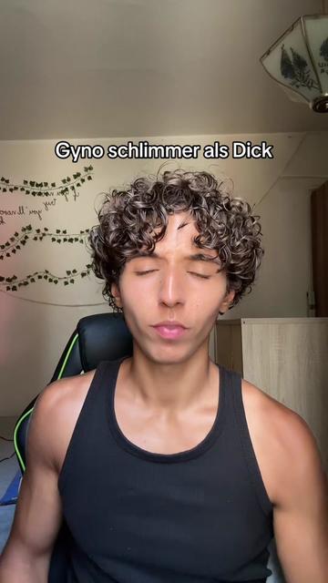 @elias