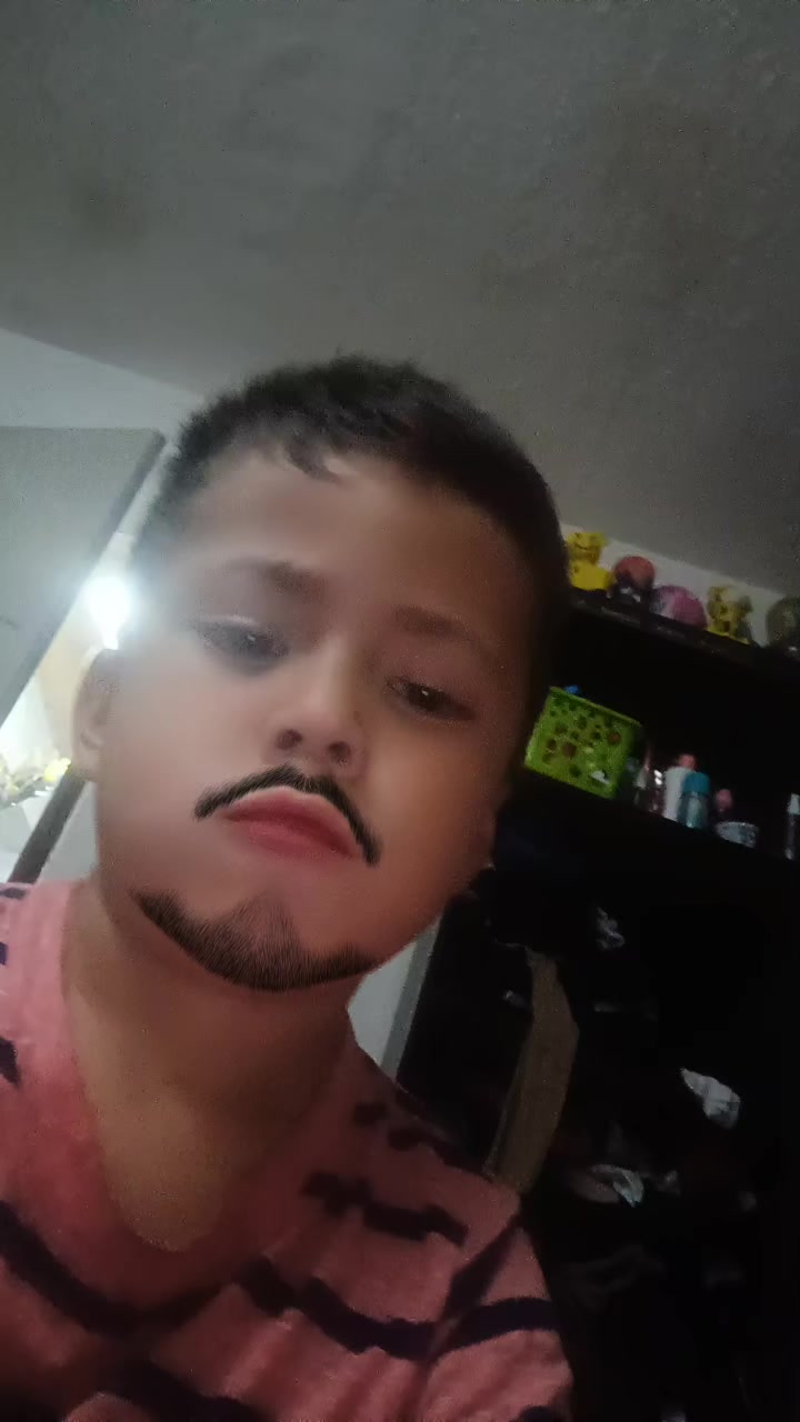 @Ana Nava