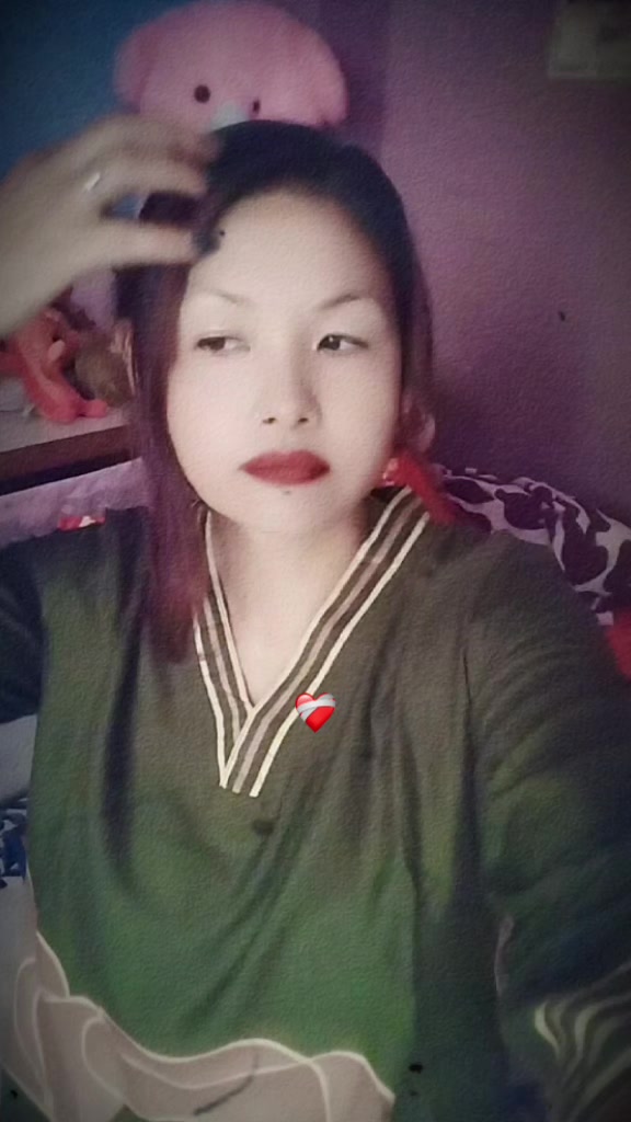 @deepshika🧿