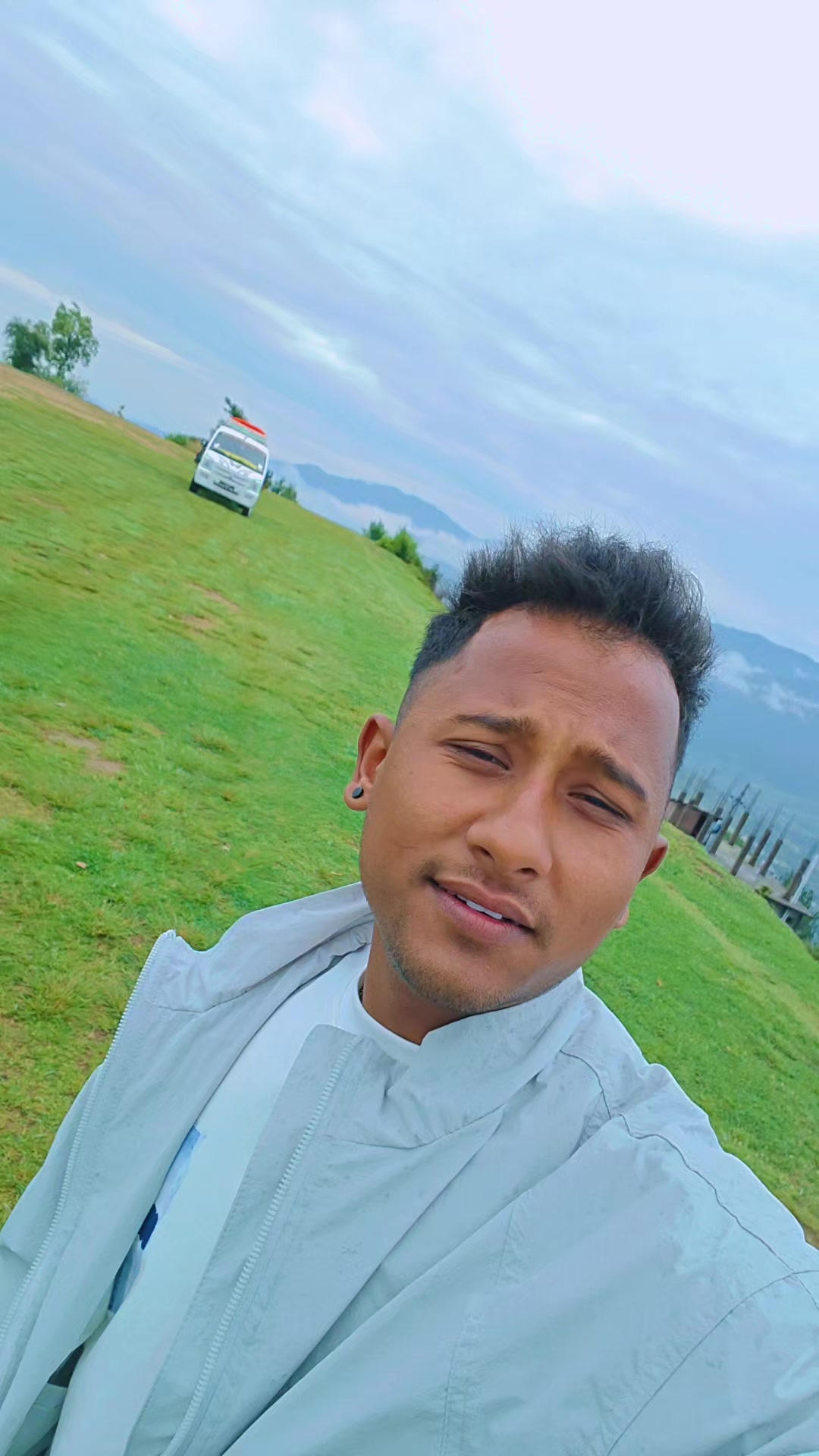 @kunwarnabin1800