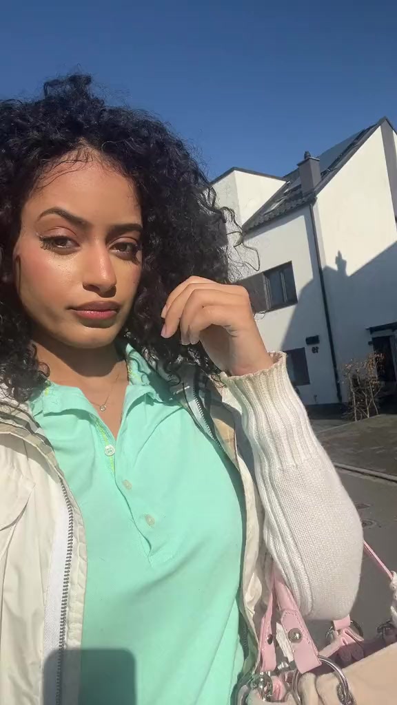 @toruhrin