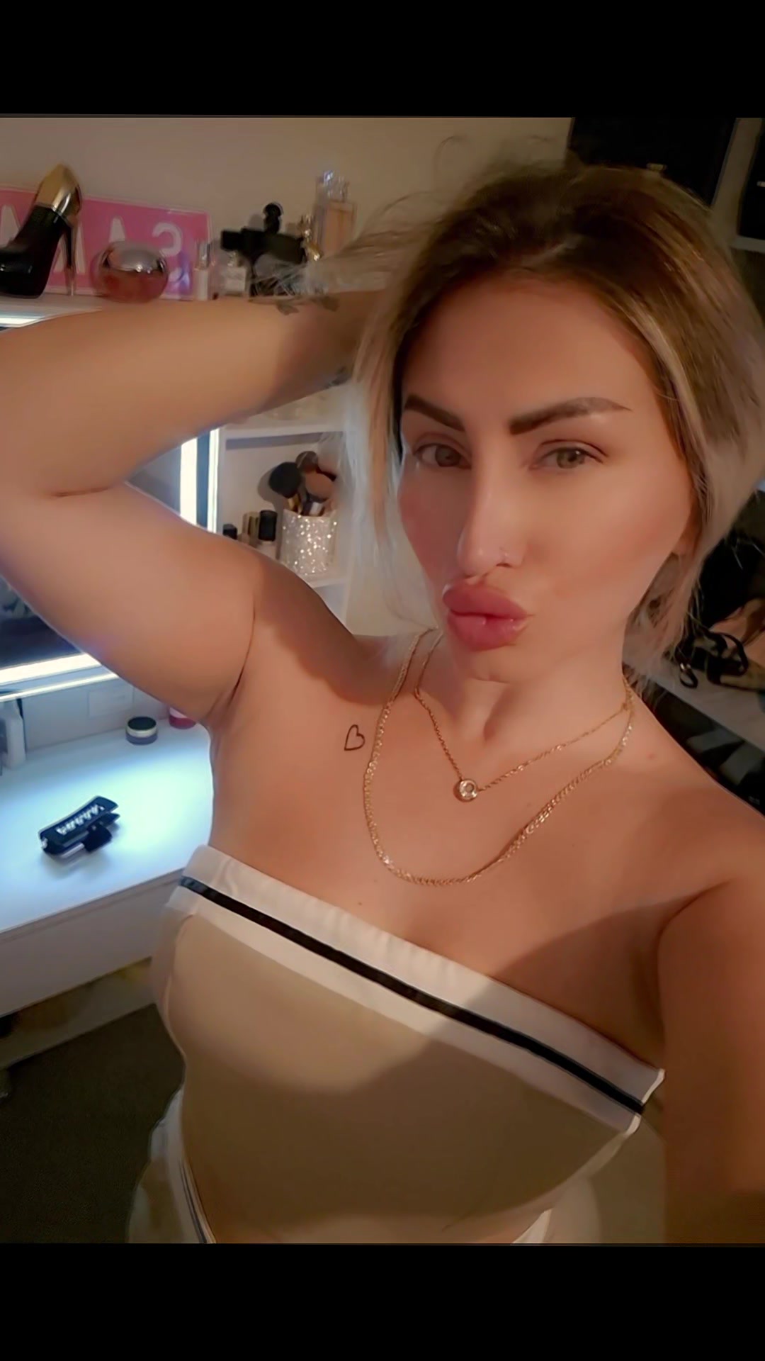 @Sara👑