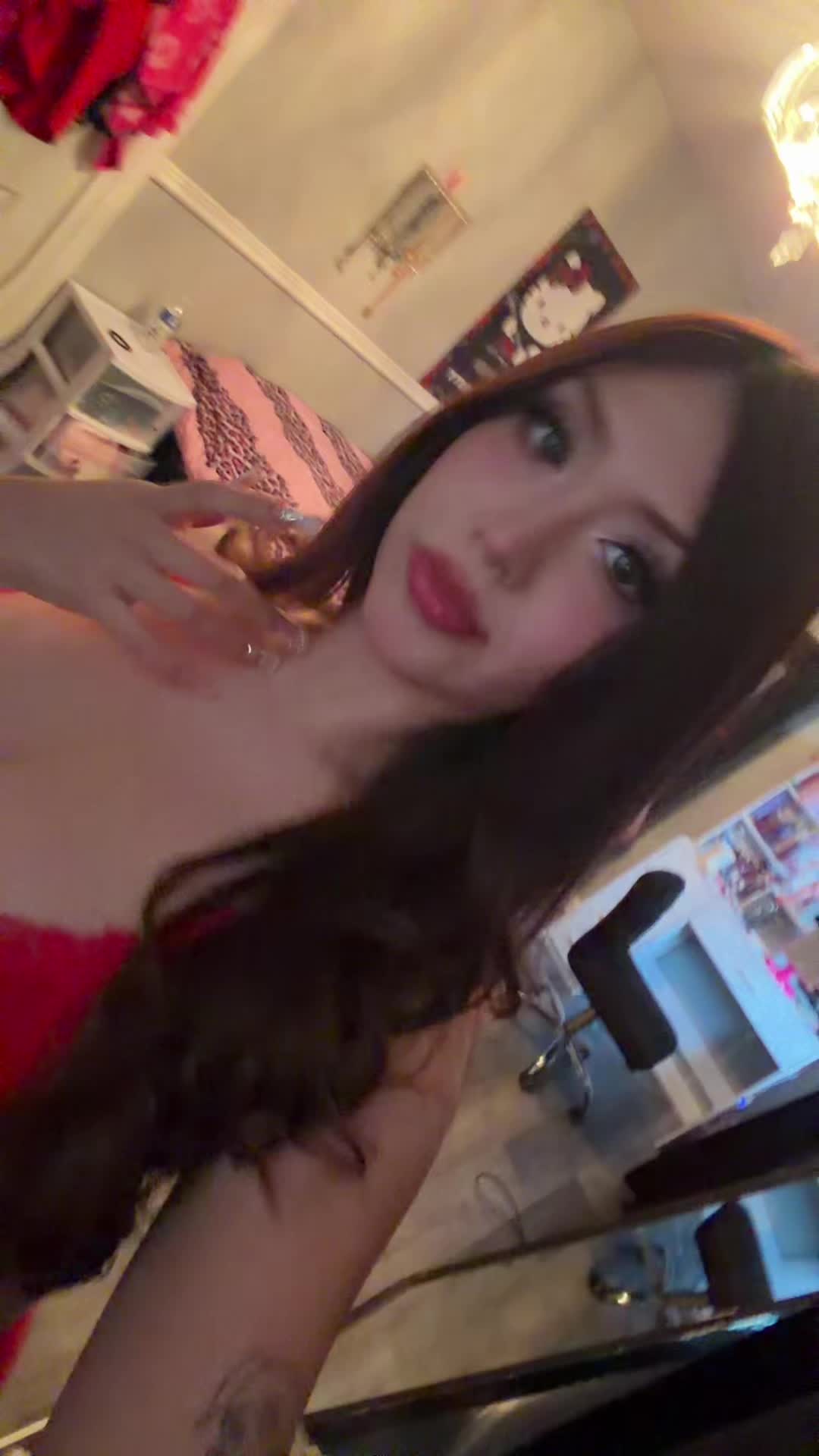 @Lesliee