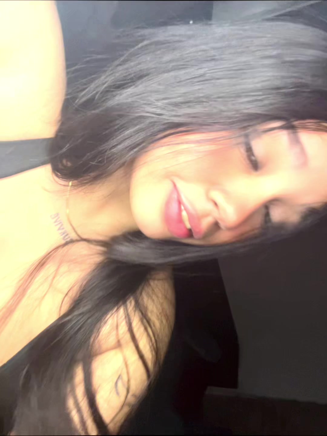 @VALENTINA💋