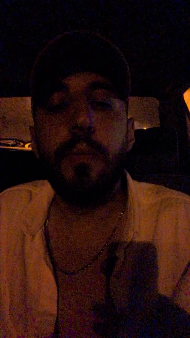 @𝔼.𝔹