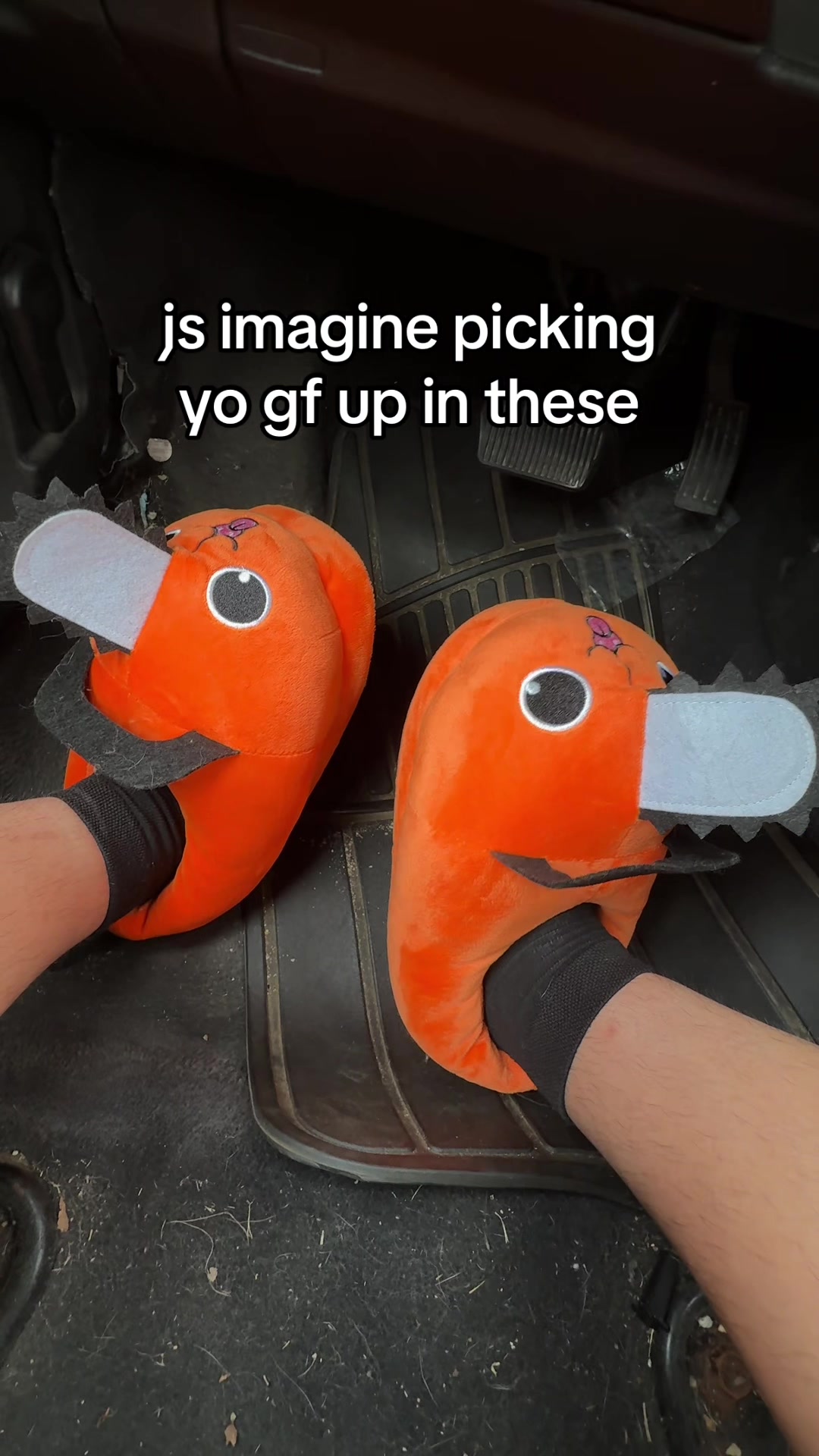 @jeehofinds