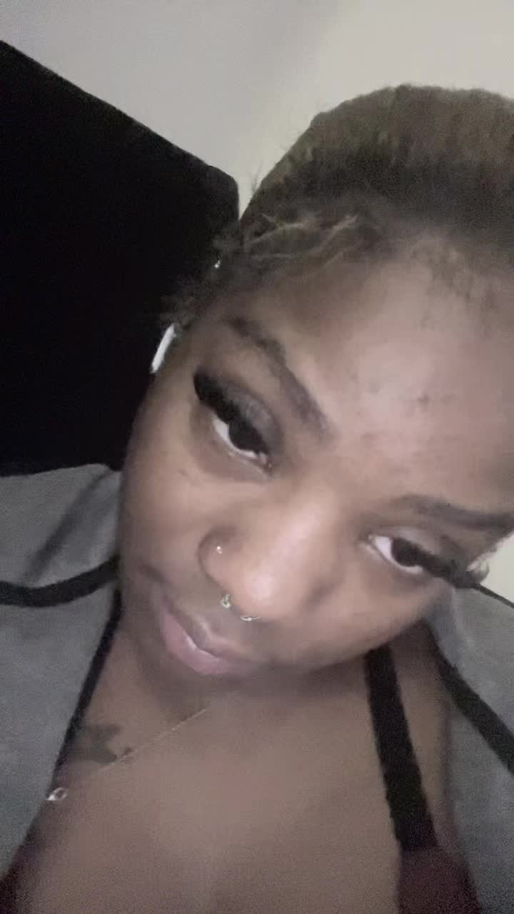 @Itsziahwiththe2gens