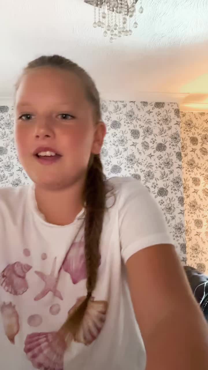 @ᥫ᭡Gracie may ᥫ᭡