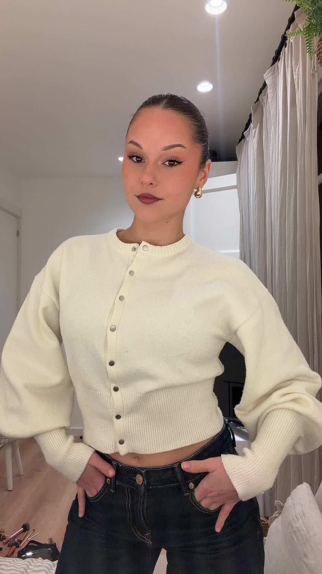 @laramoreenno