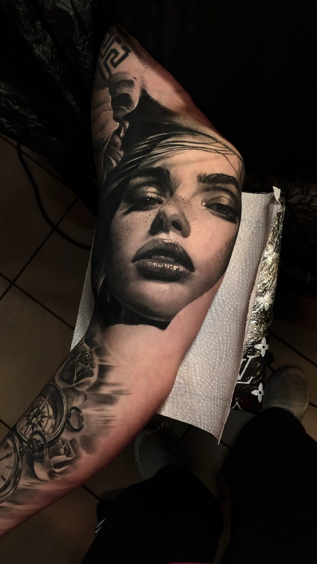 @David Taute black and grey