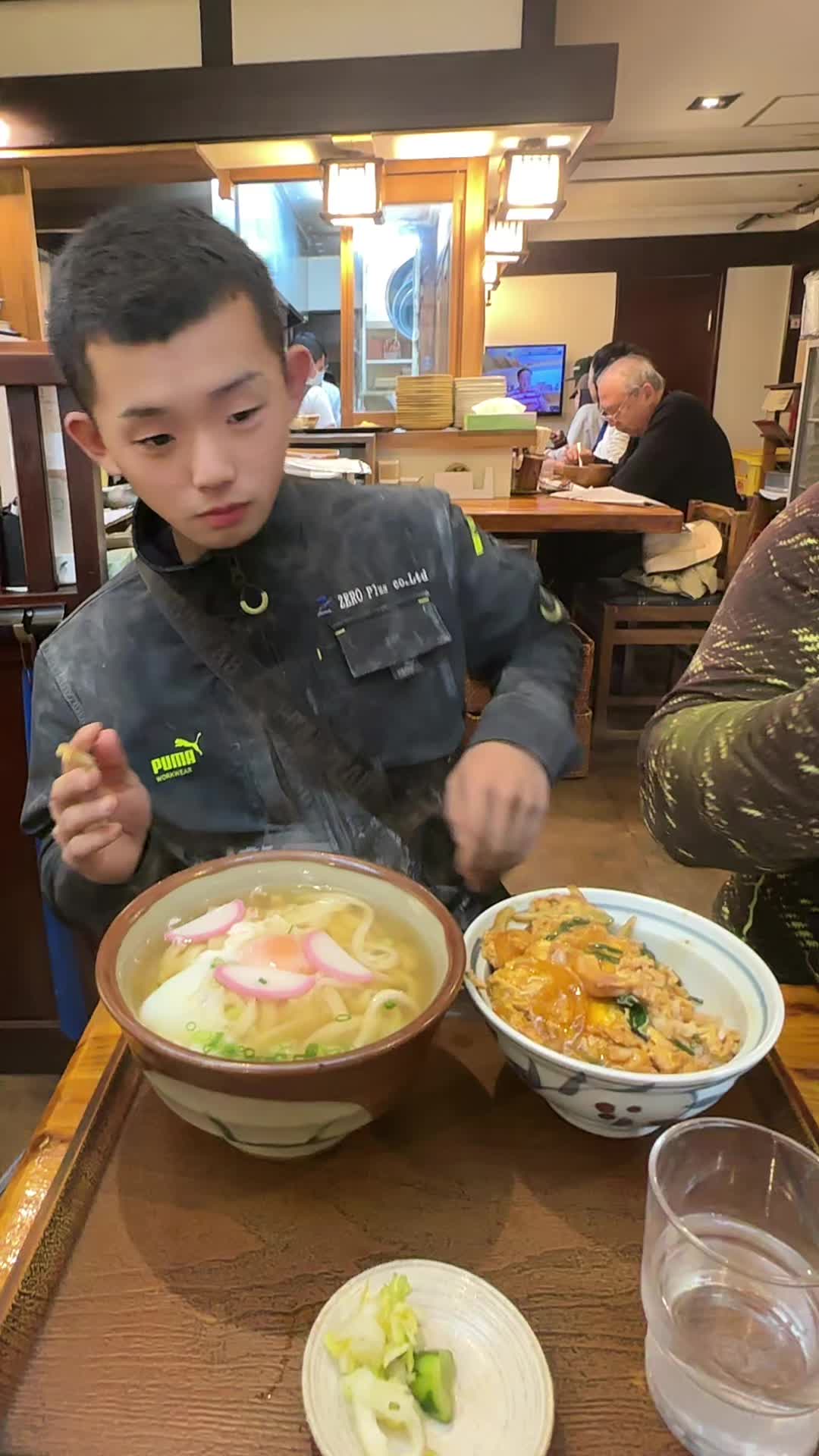 @これはこの世のことならず