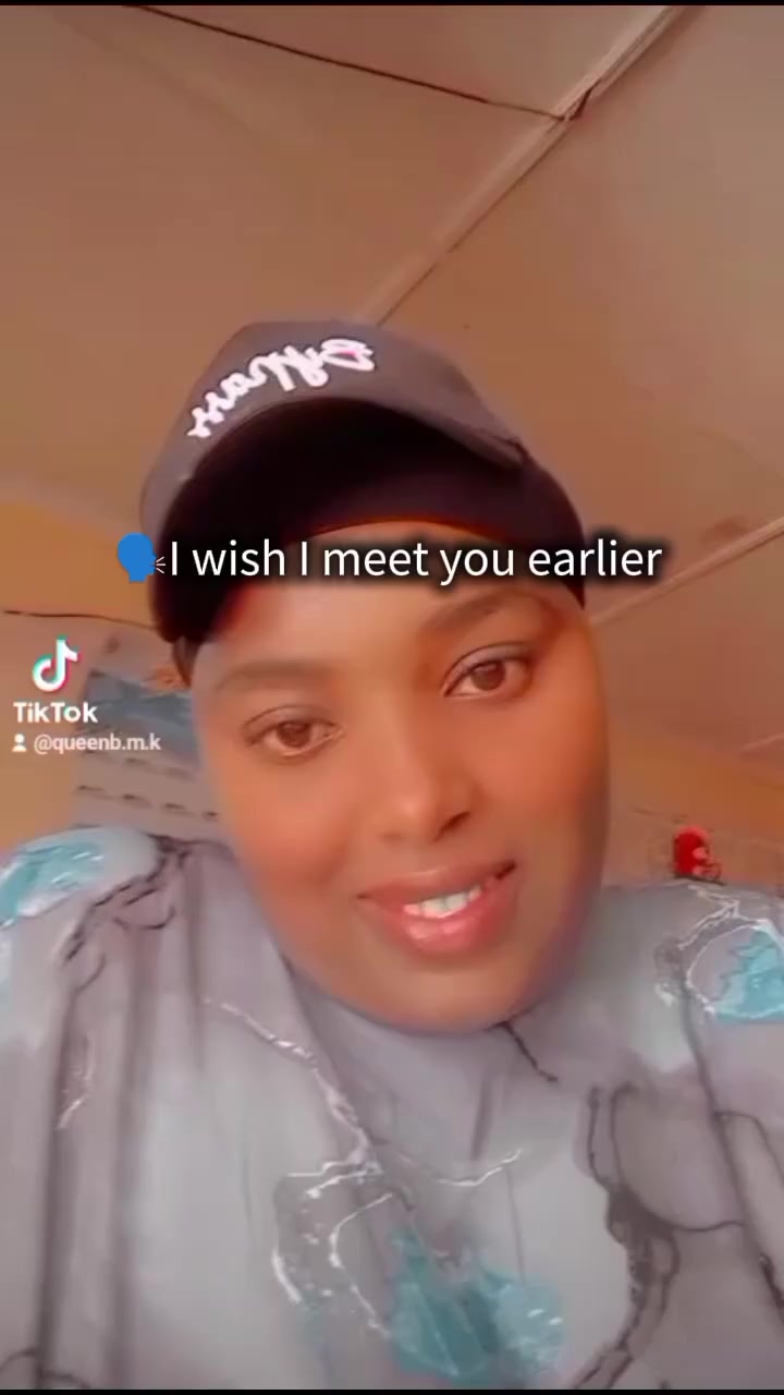 @Hanifa