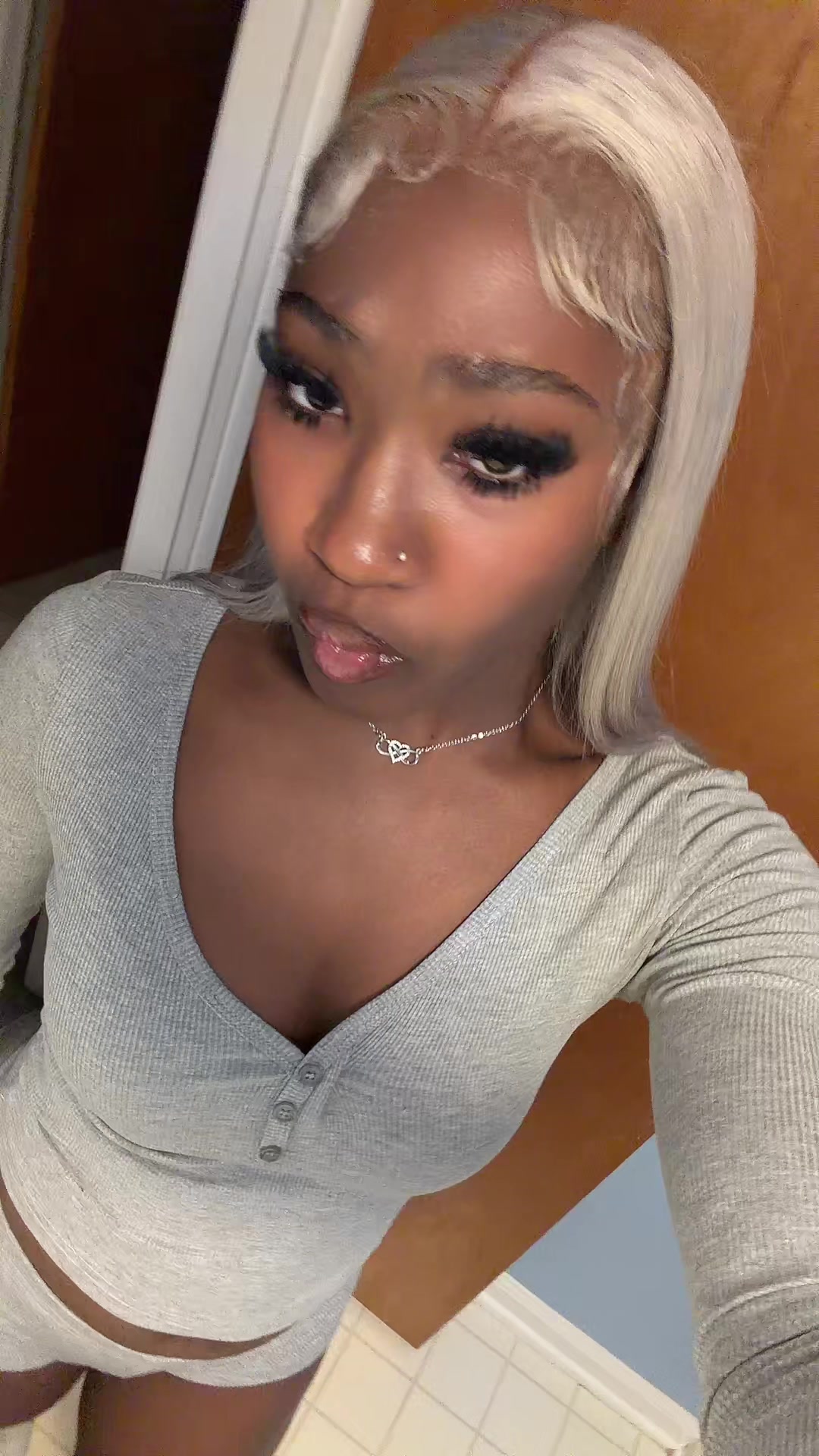 @Queenariiiberryyy🍓