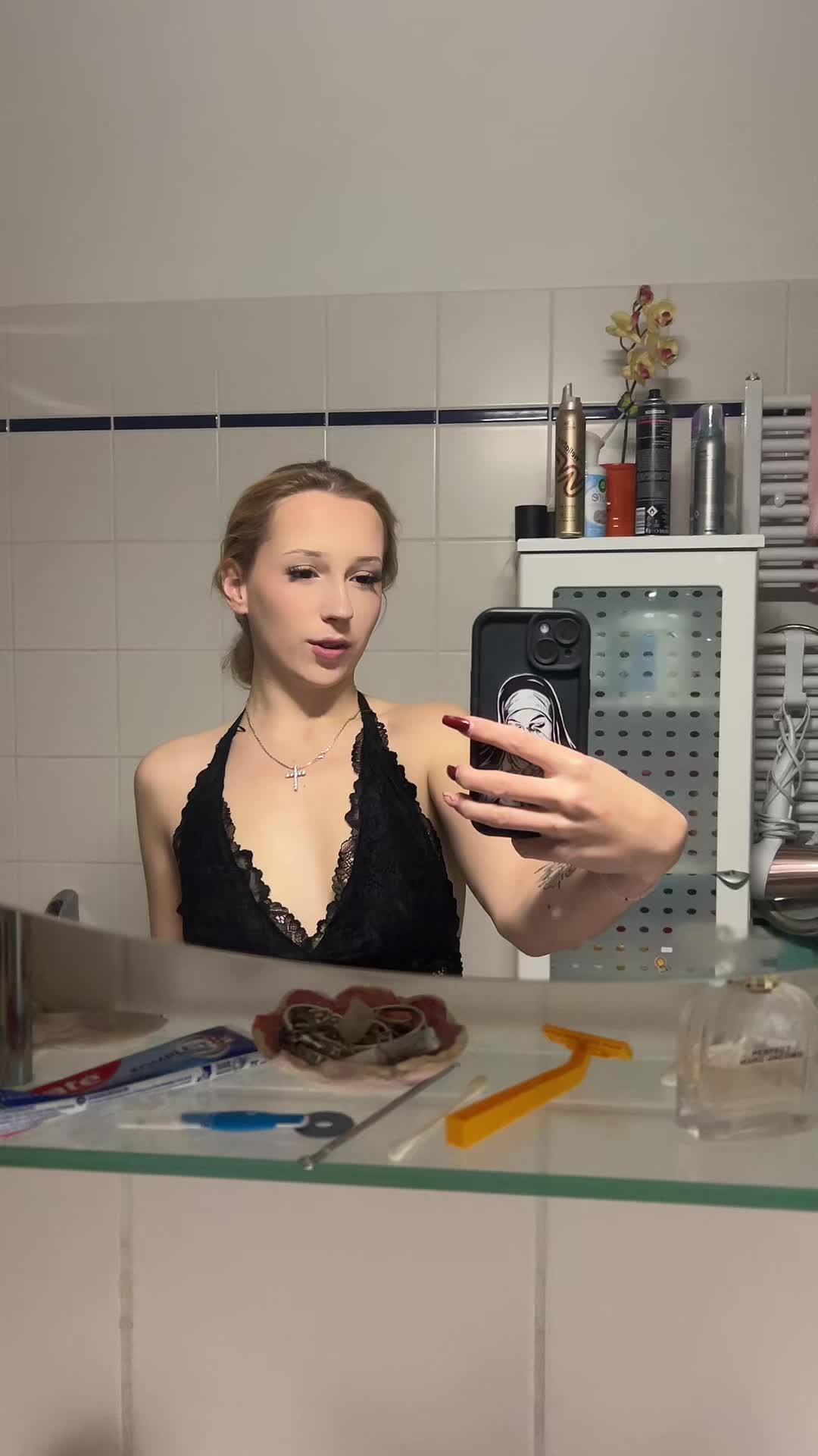 @Neelöö
