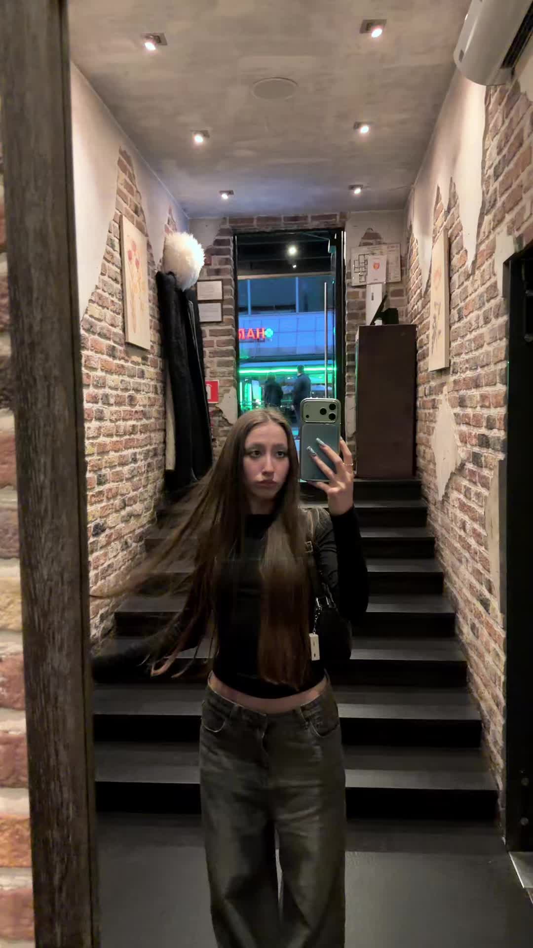 @&Egrave;