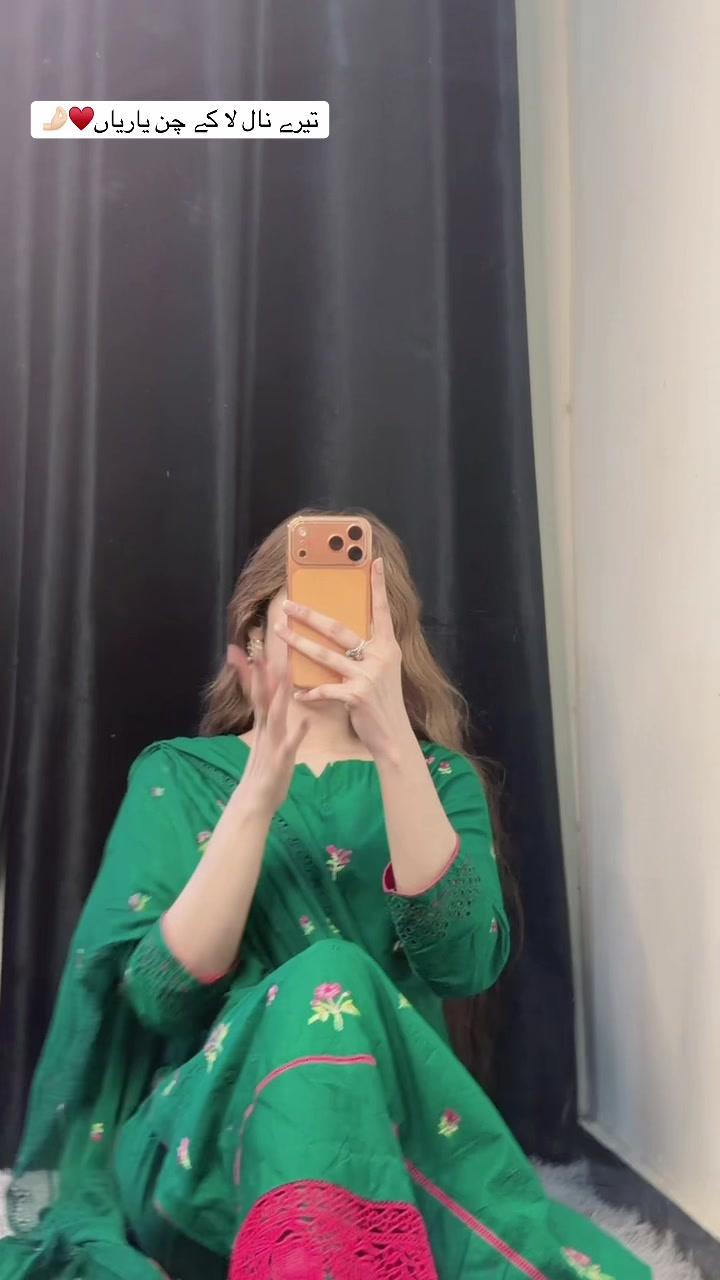 @🧚♀️آیت🧚♀️