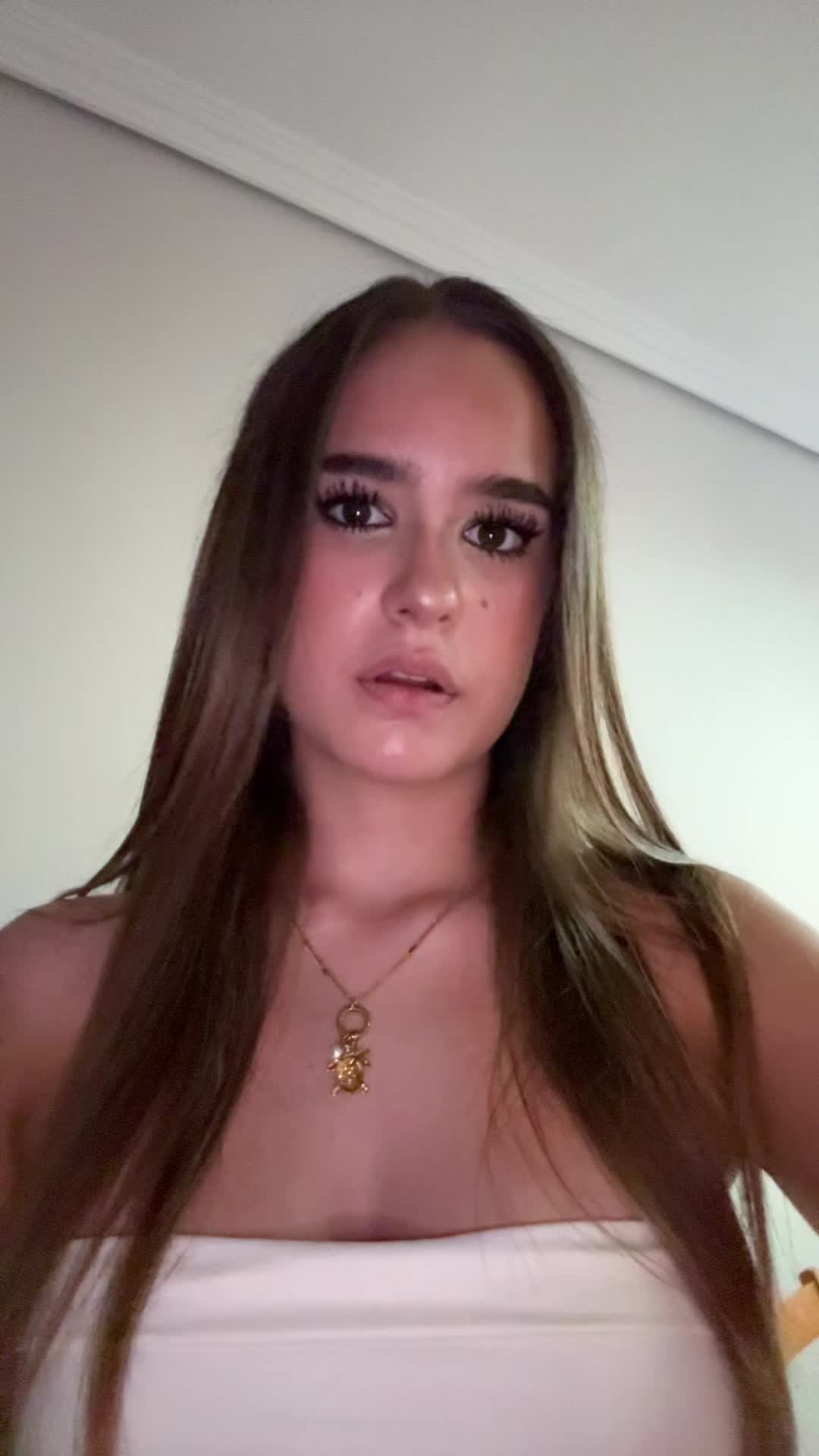 @Estelita💕
