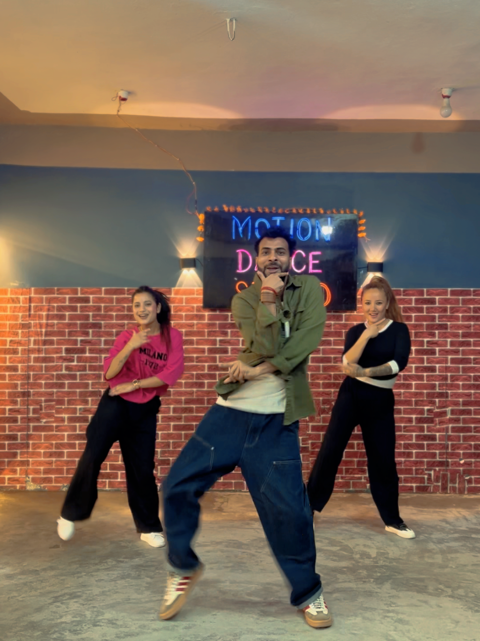 @Dancer Niroz619
