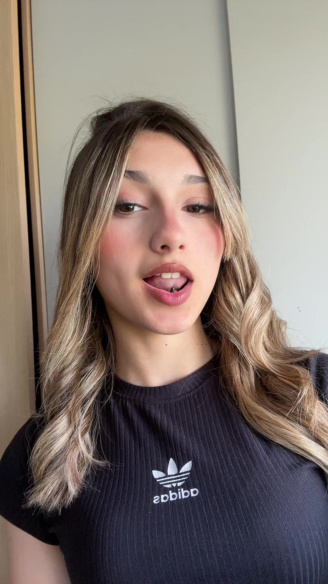 @💋💋