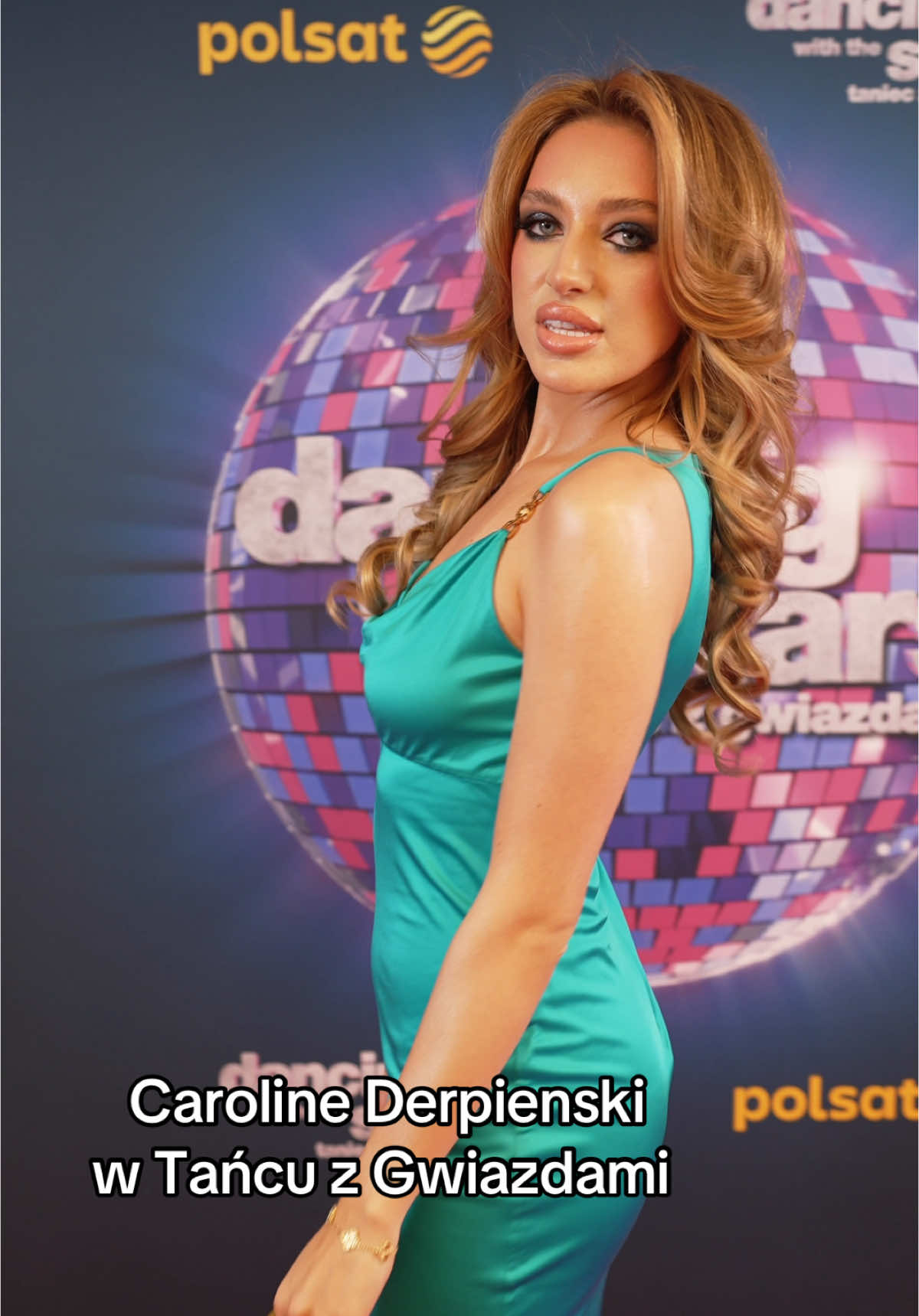 @CAROLINE MARIA DERPIENSKI