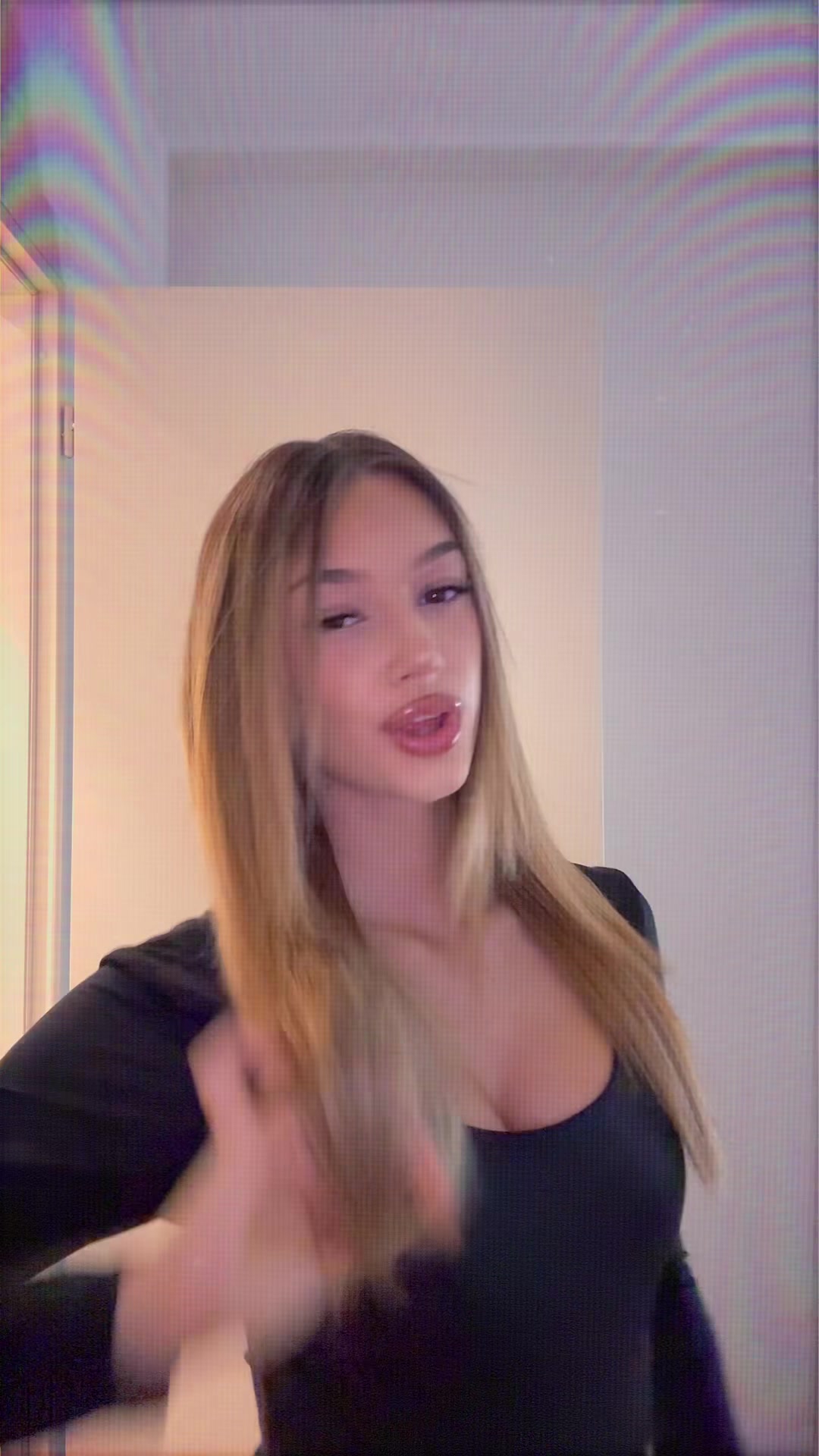 @𝑬𝑳𝑬𝑵𝑨