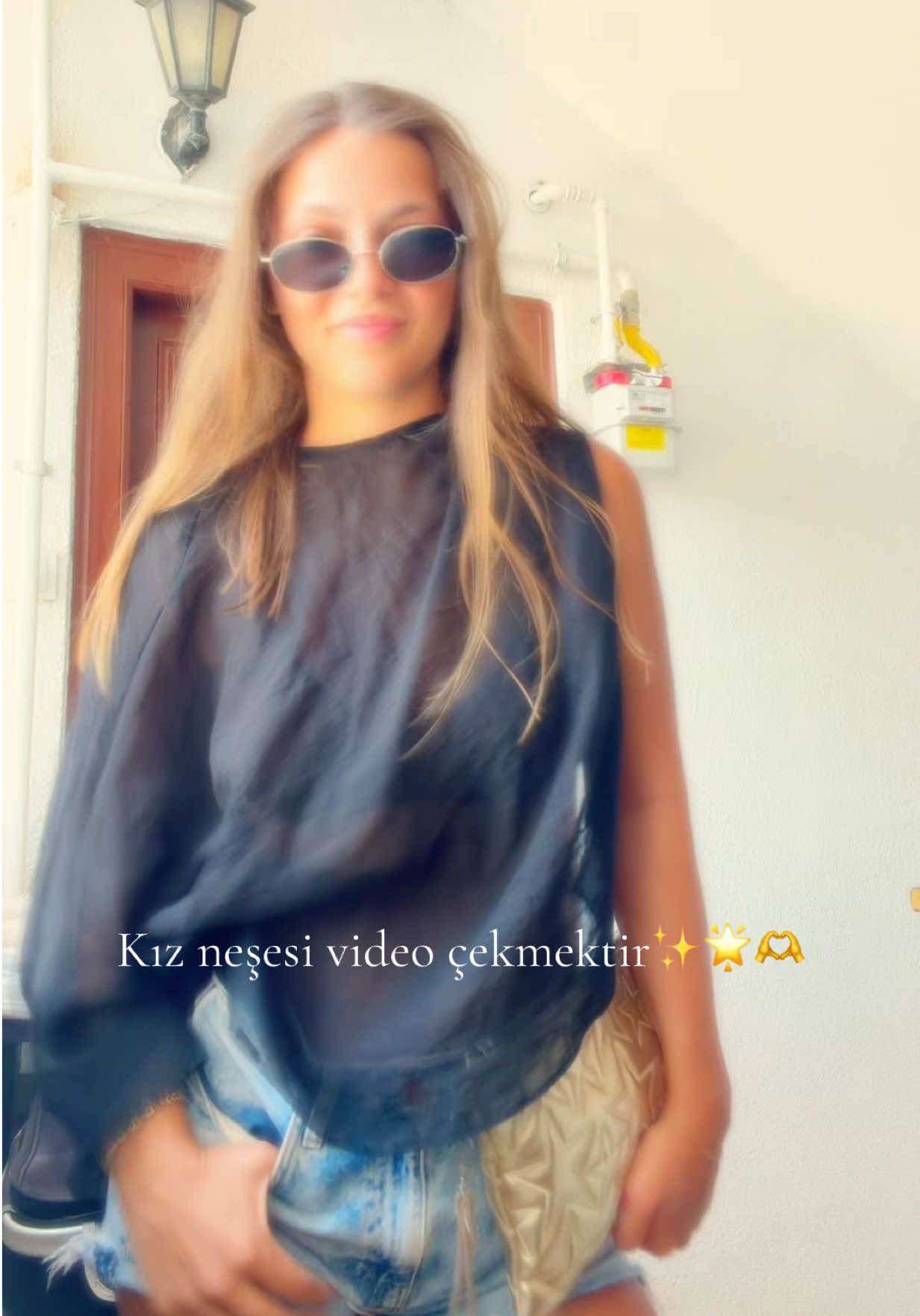 @Nazliibiber