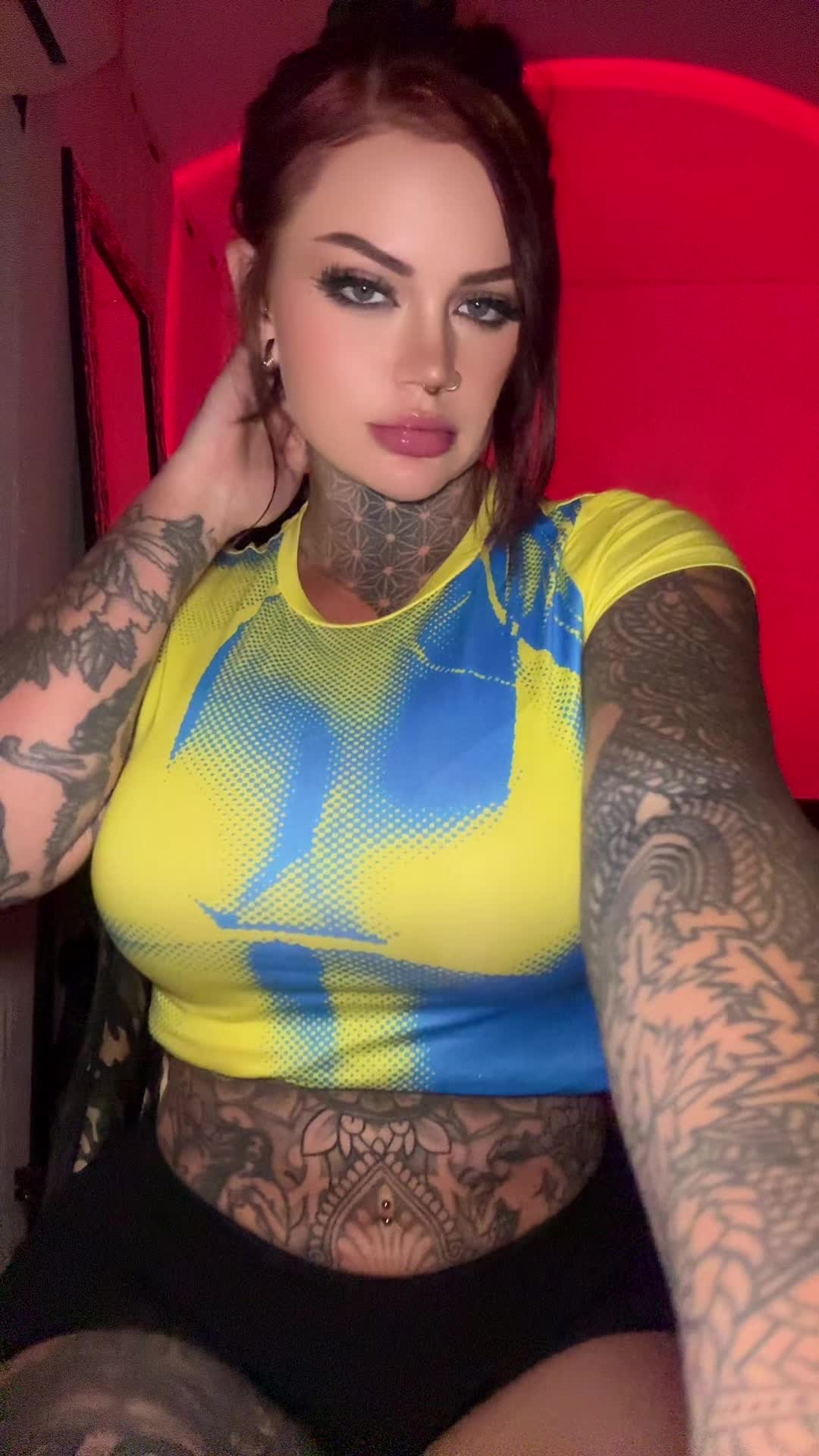 @charlotteemerson123