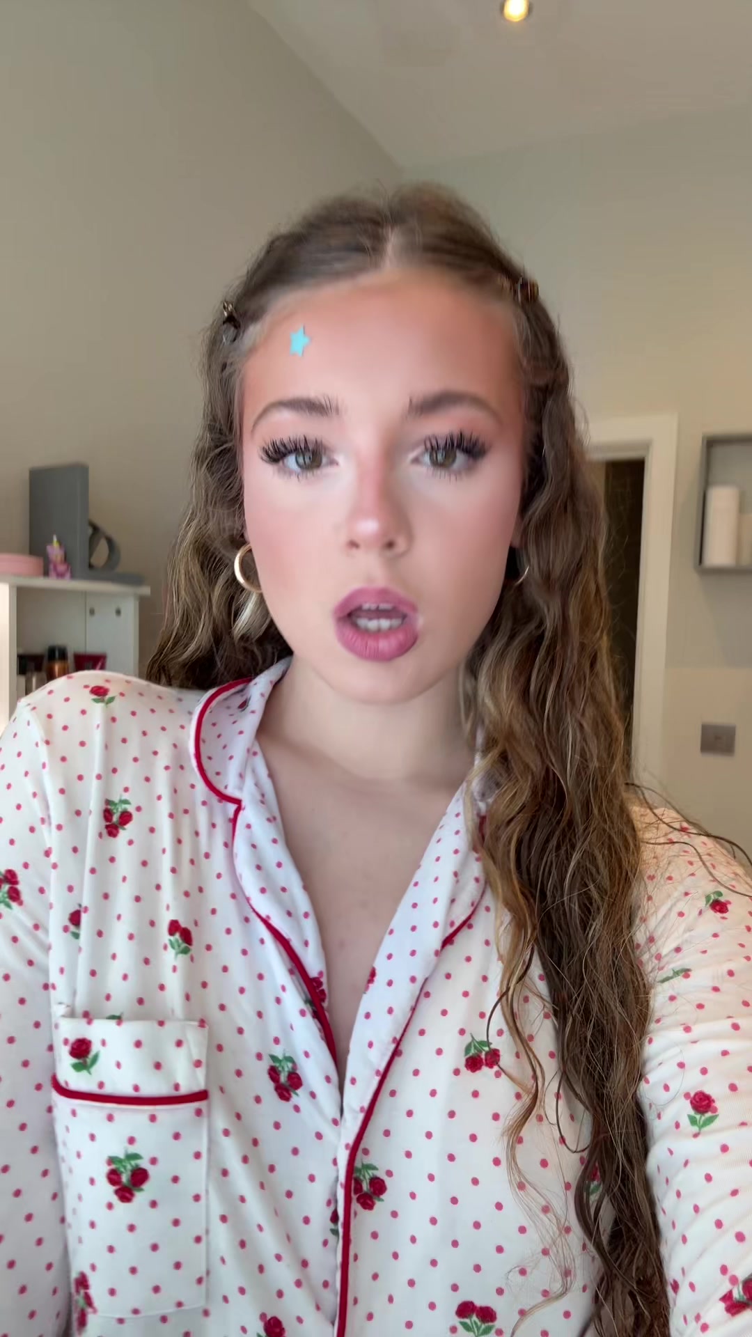 @Bunda Gyat 🛍️🧿🎀🫐🍒💫🐚💿🌸