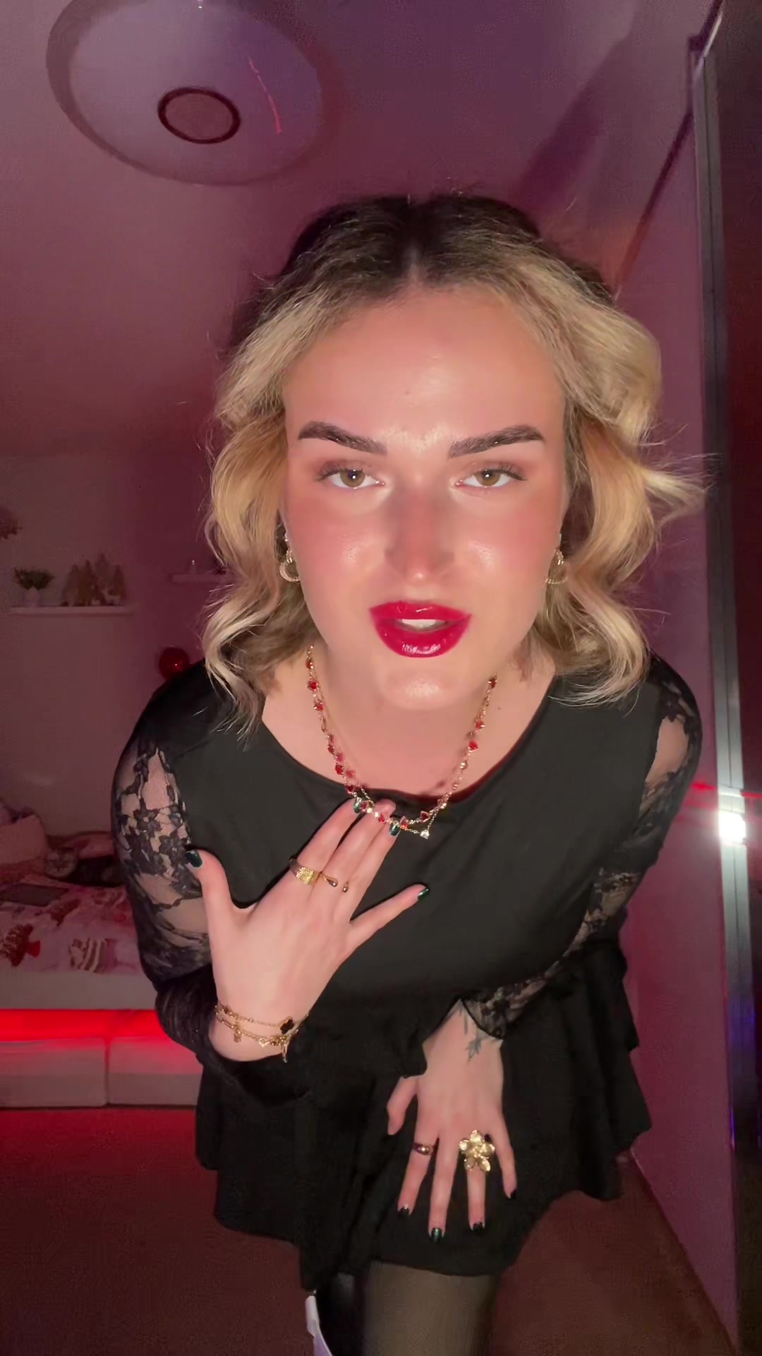 @𝕊εℓเиค🧚🏼♀️