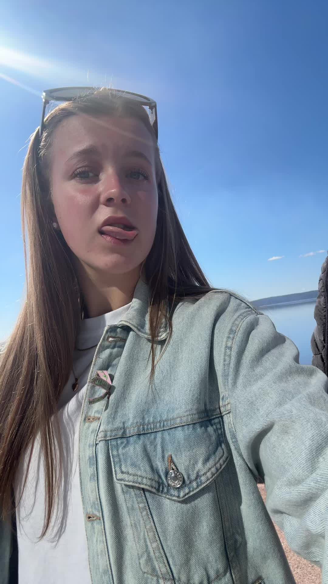 @lizziesskibidi