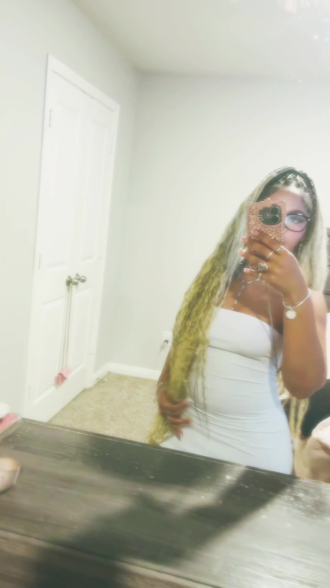 @️