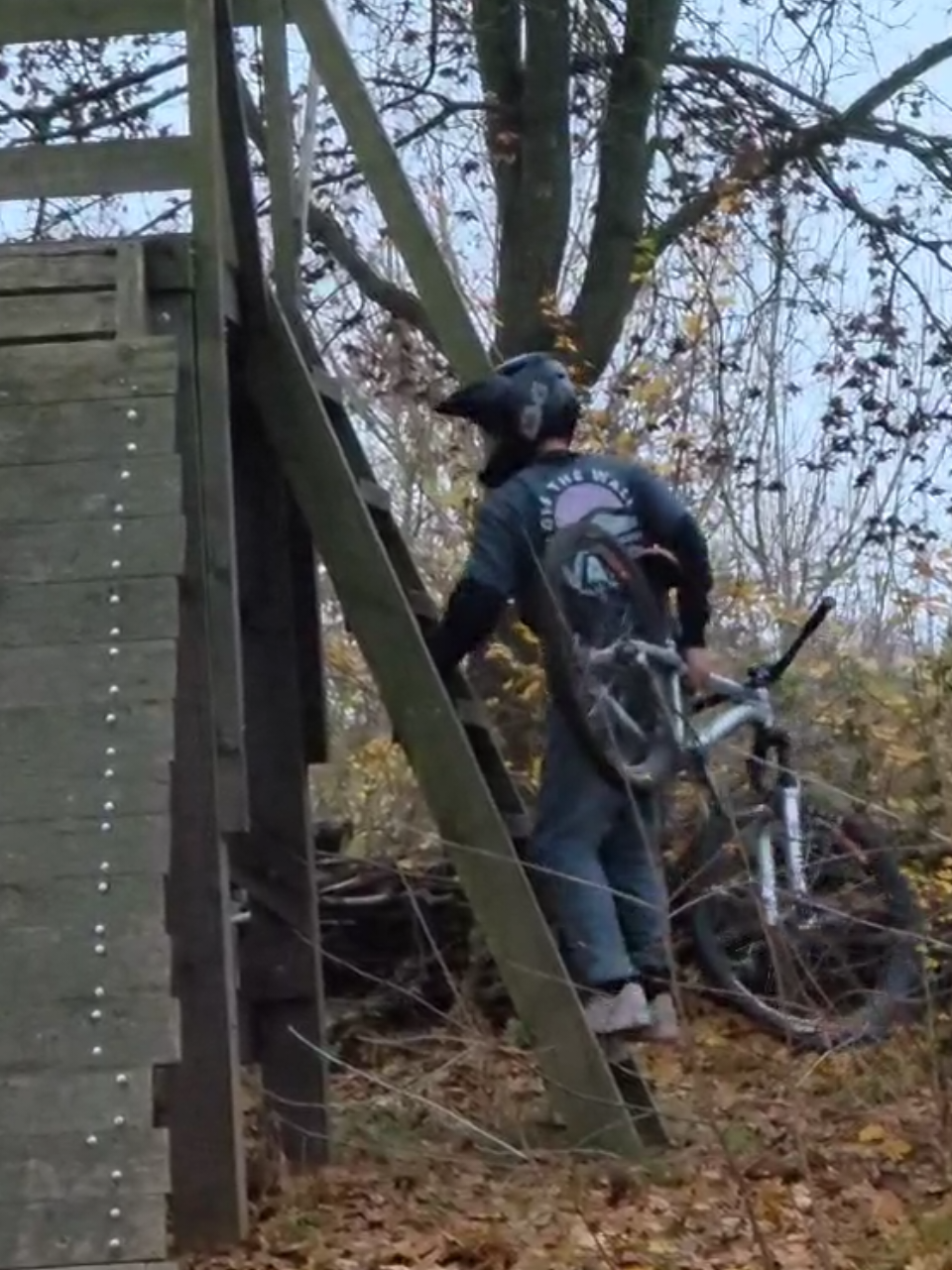 @Johnnyschmidt_mtb