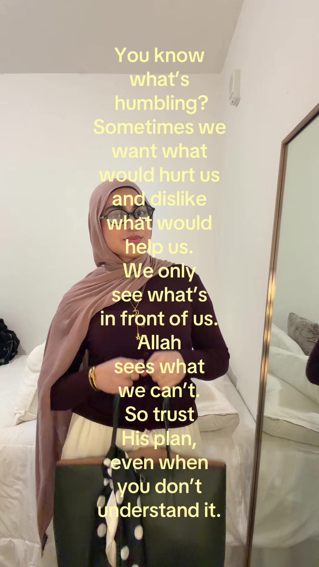 @AmiraInVogue