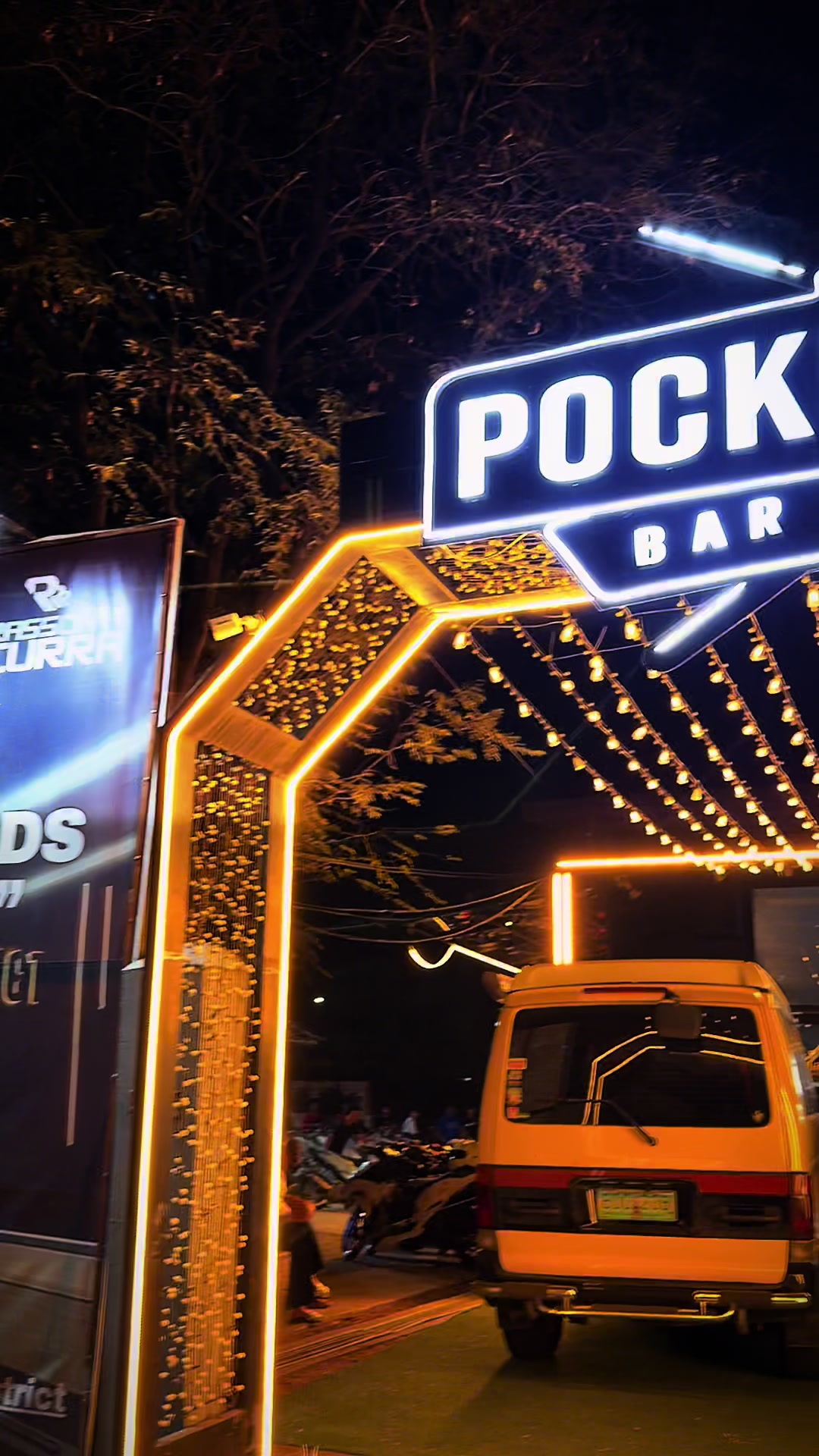 @Pocket District Bar&Billiards