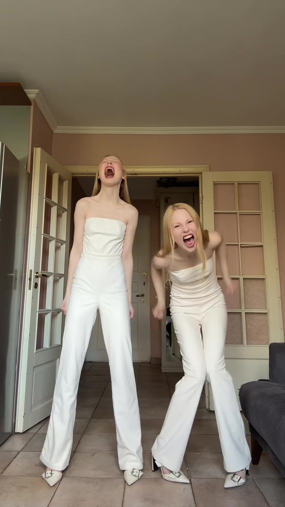 @Evelina & Lola