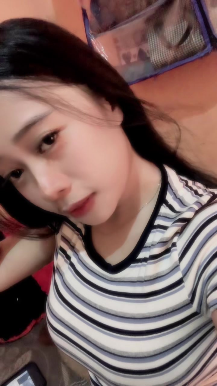 @𝓓𝓮𝔀𝓲 𝓐𝓷💋