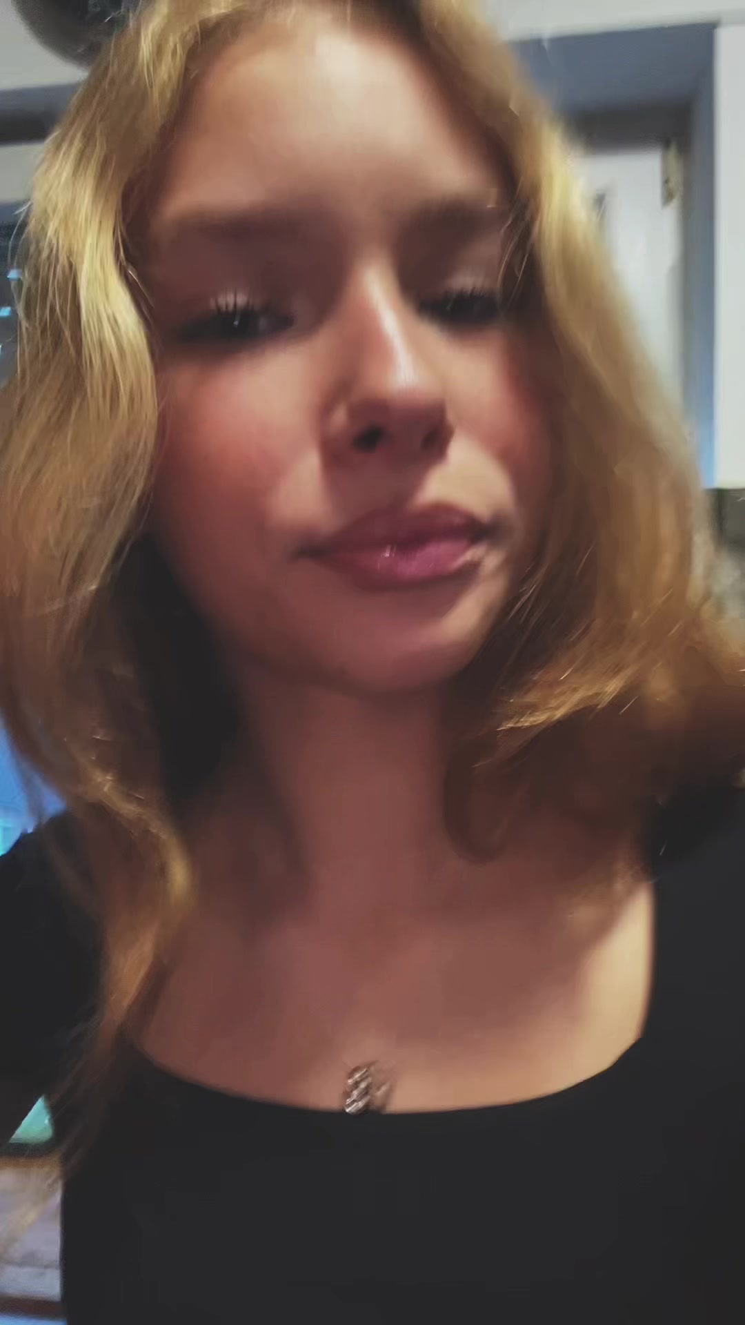 @𝑳𝑰𝐕𓆉