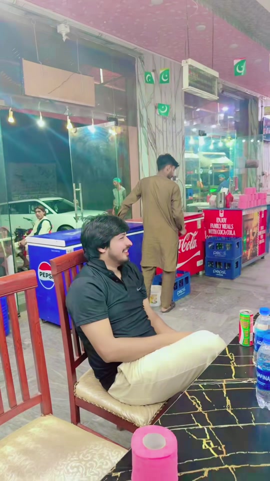@NAVEED KHAN ☑️