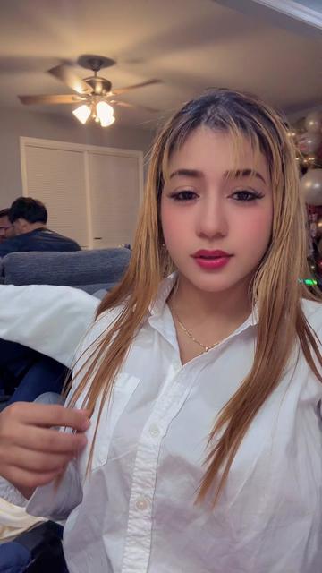 @Sandra La Patrona😈