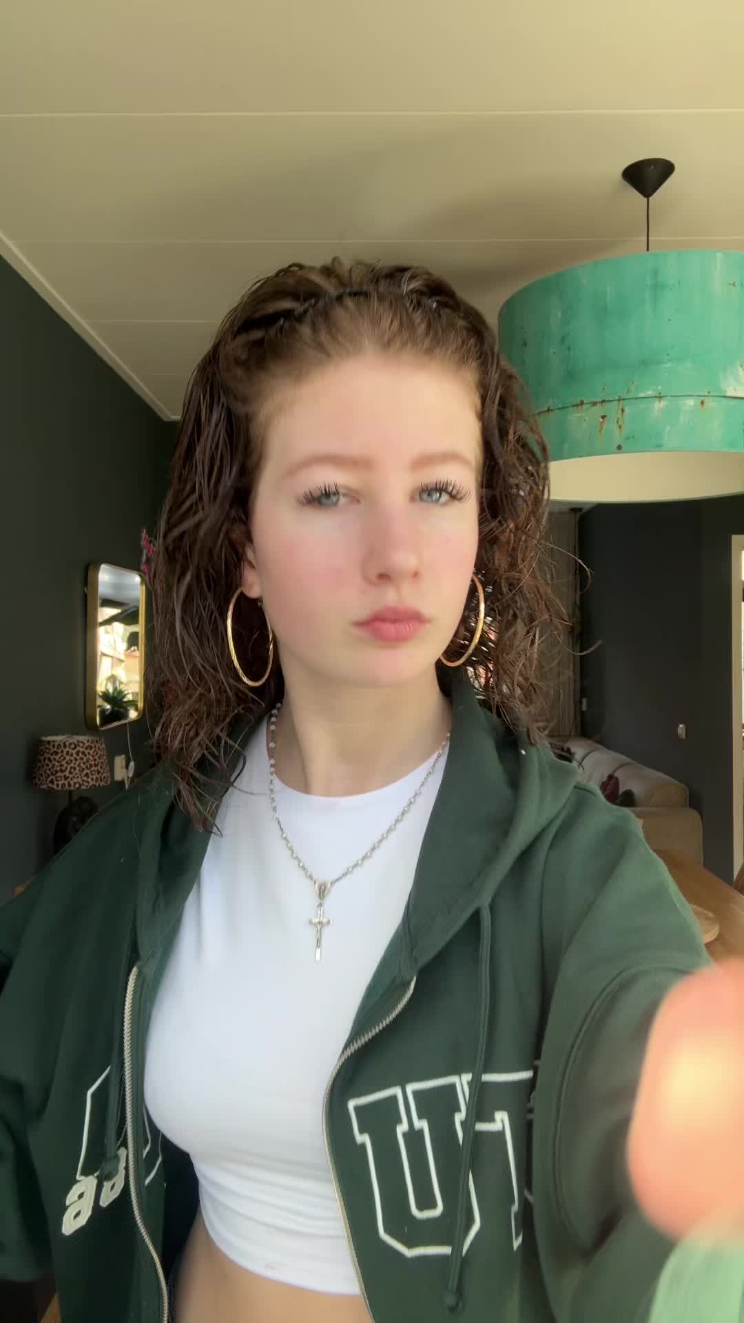 @𝑻