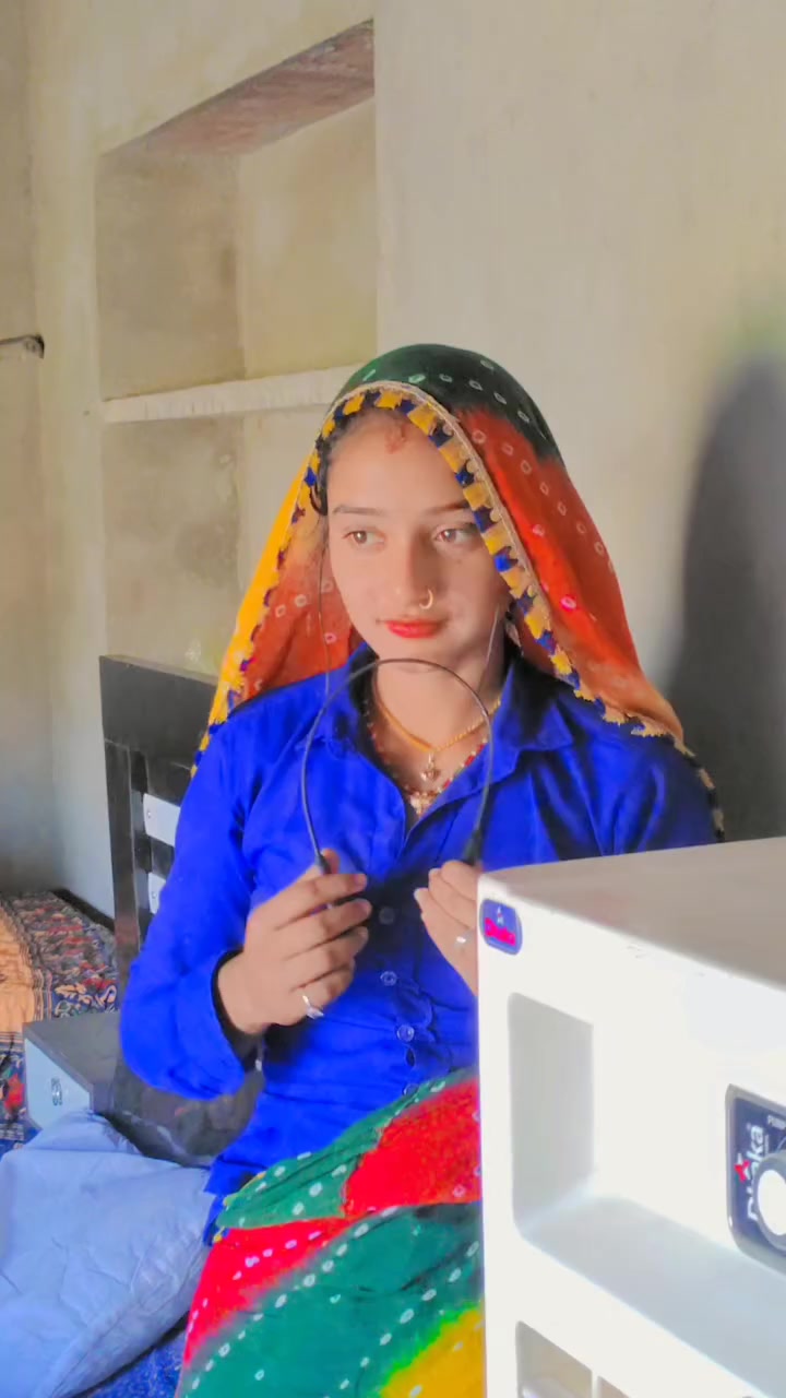 @𝗦𝗶𝗻𝗱𝗵𝗶 🍂༄.°