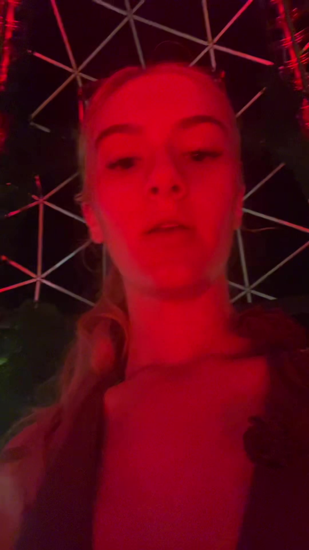 @divaliciousqueenieboo