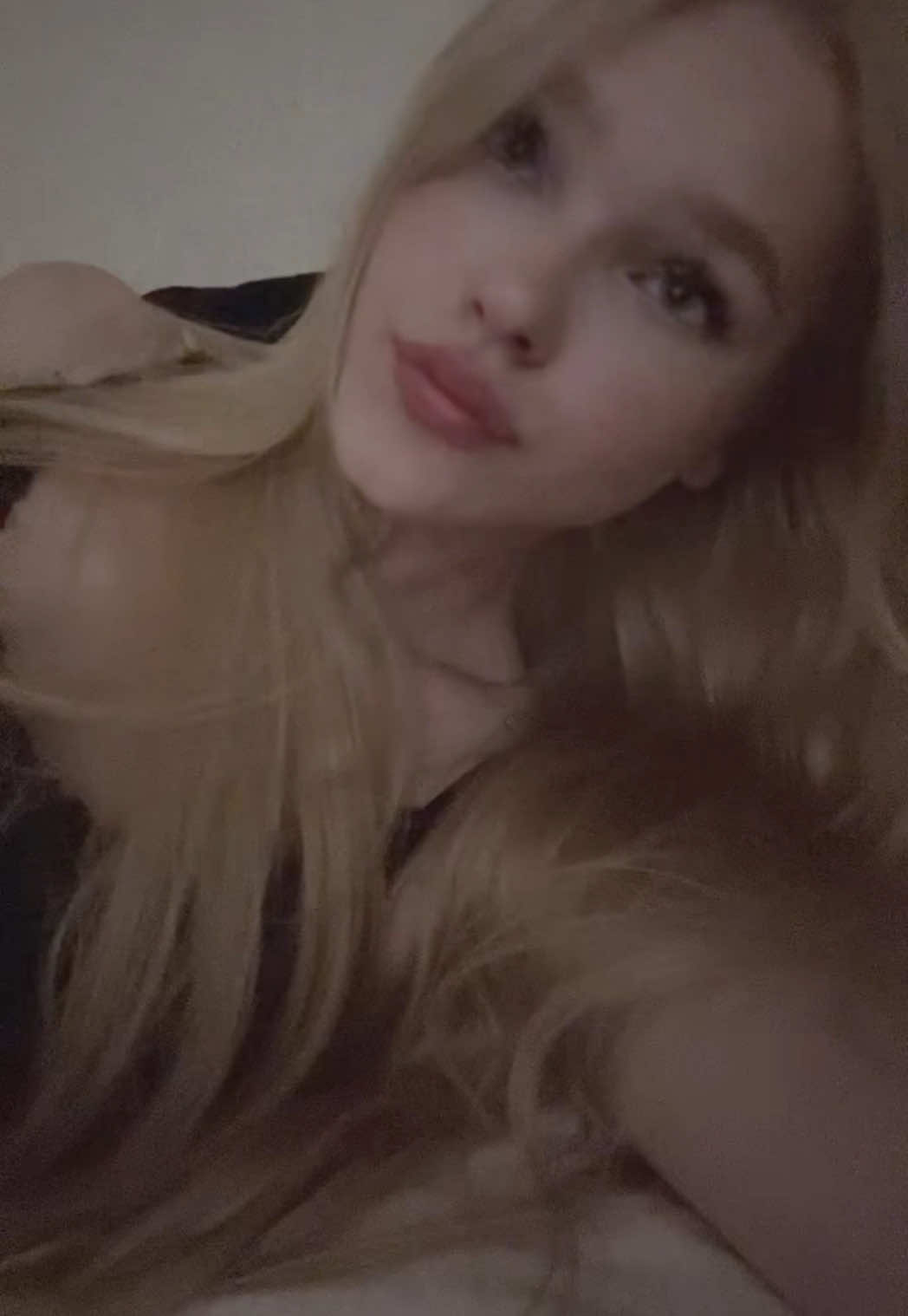 @🦊