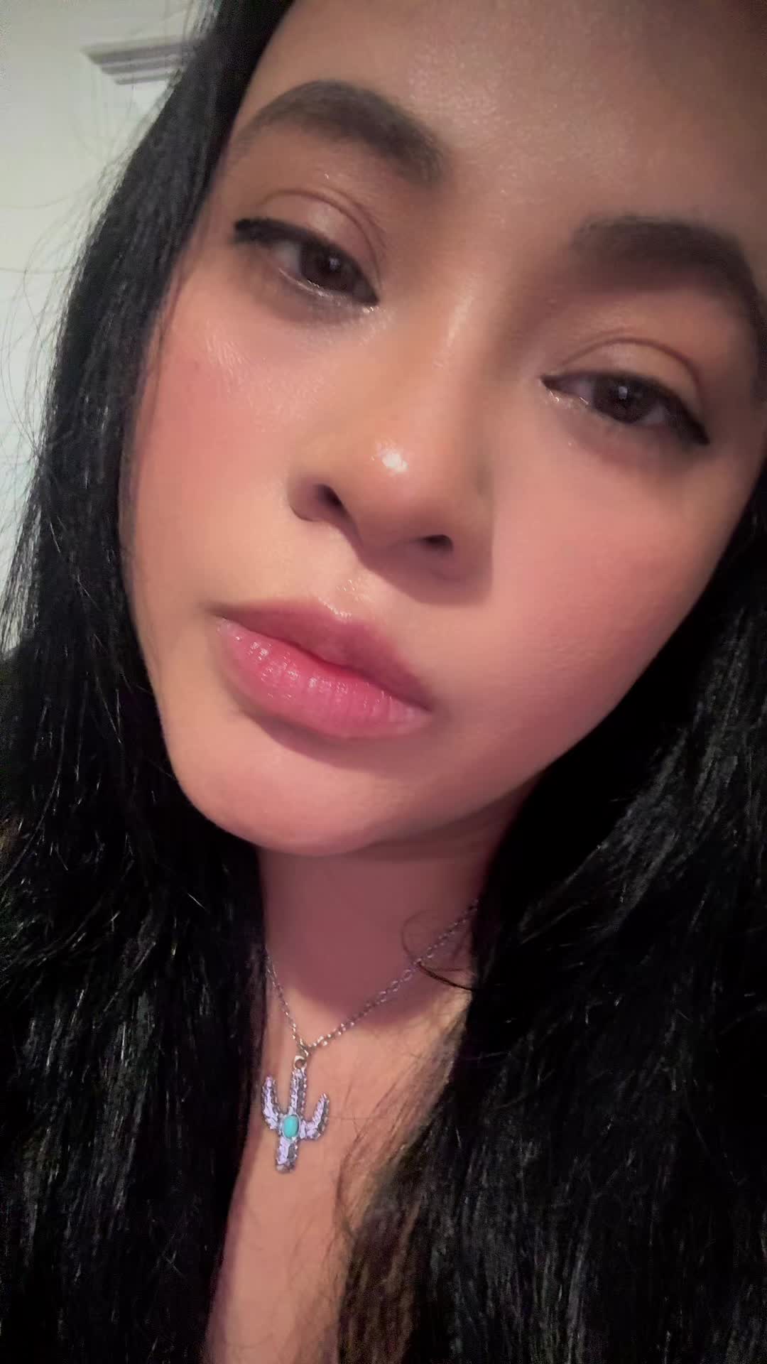 @nayi_0320