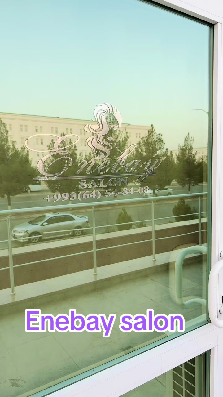 @Enebaÿ Salon .