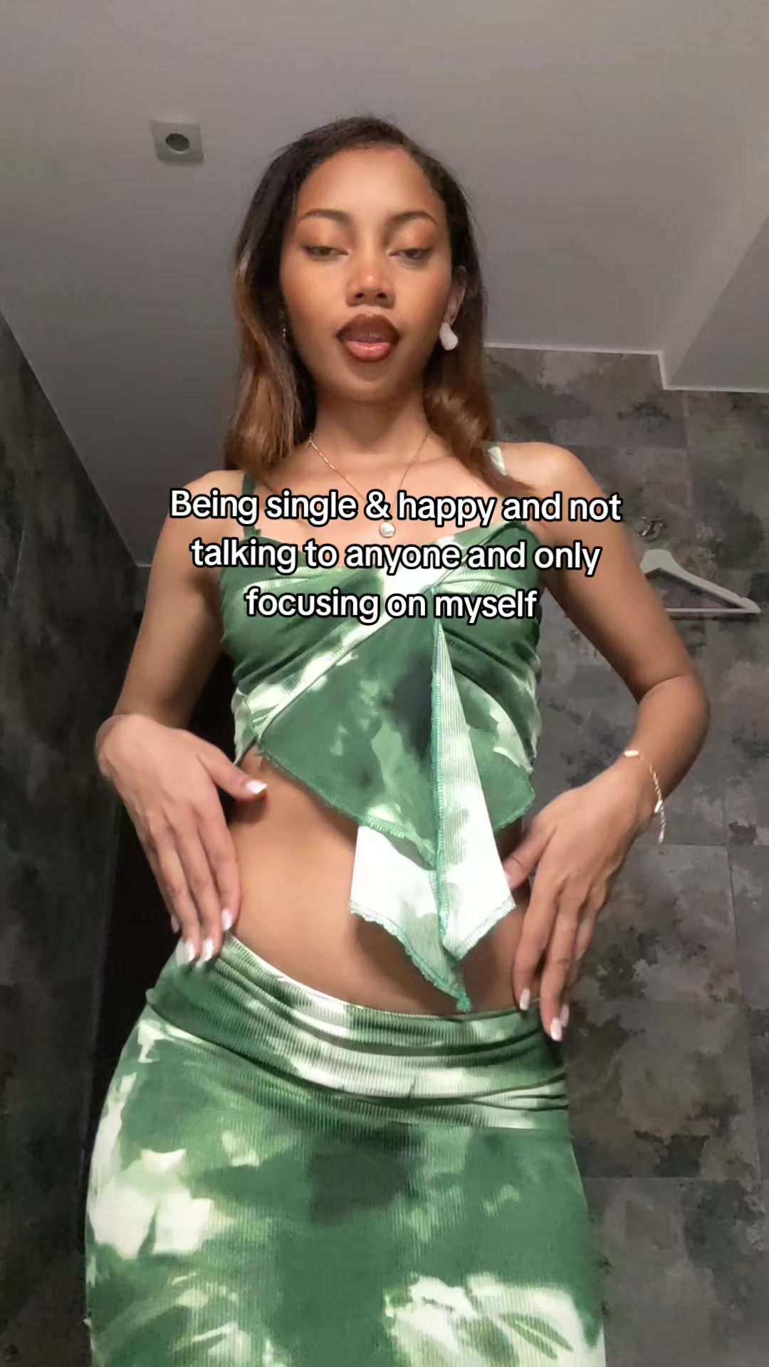 @Tiffanouu