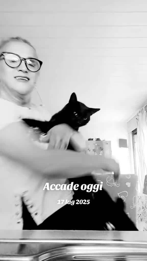 @LadyCri